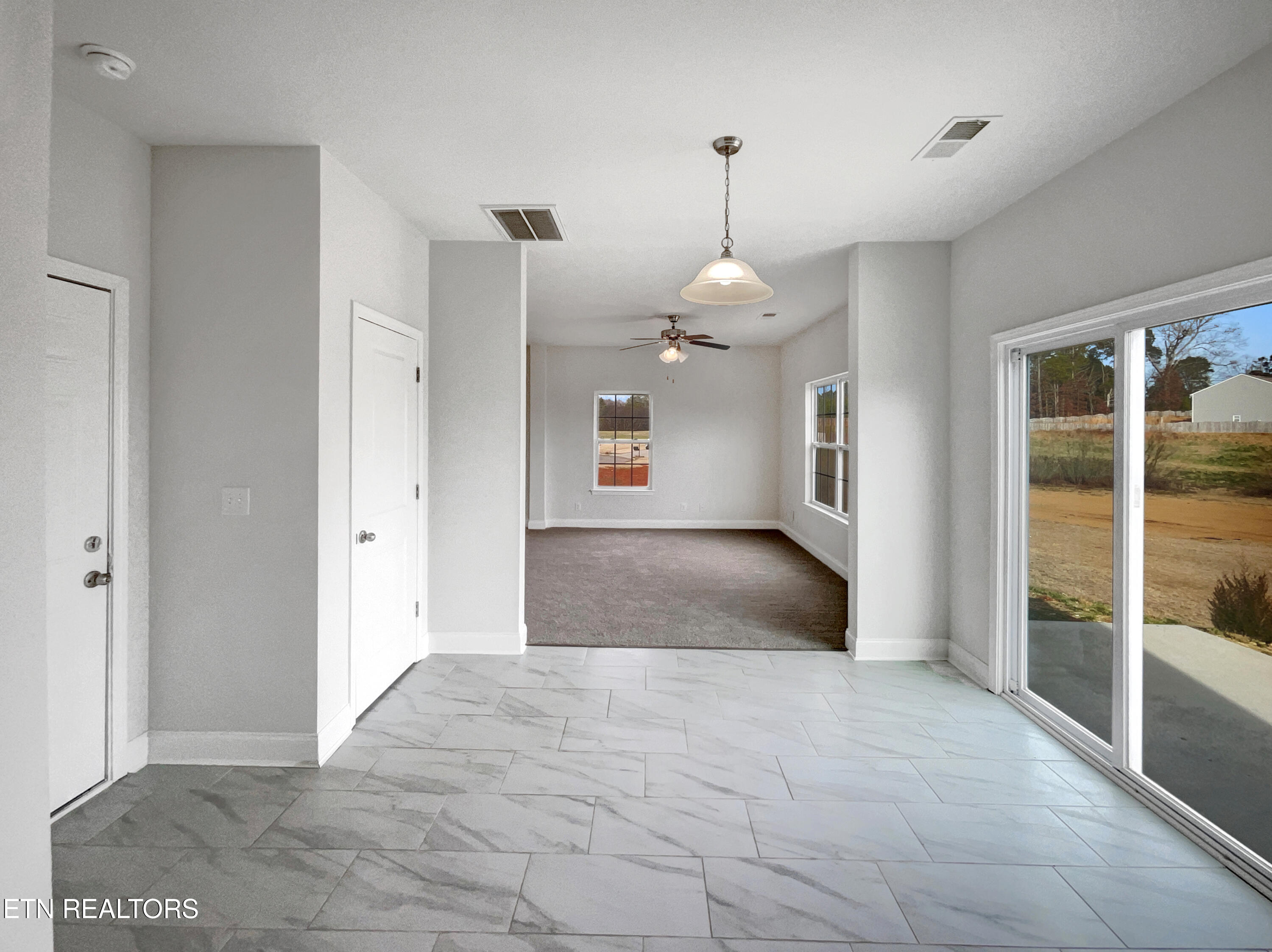 172 Mandy Lane Lenoir City TN 37772