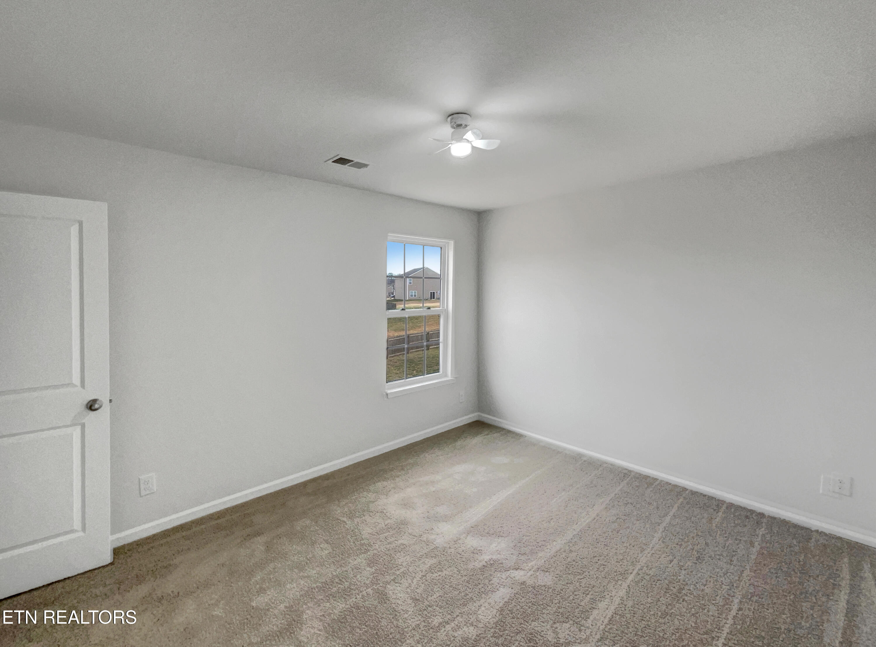 172 Mandy Lane Lenoir City TN 37772