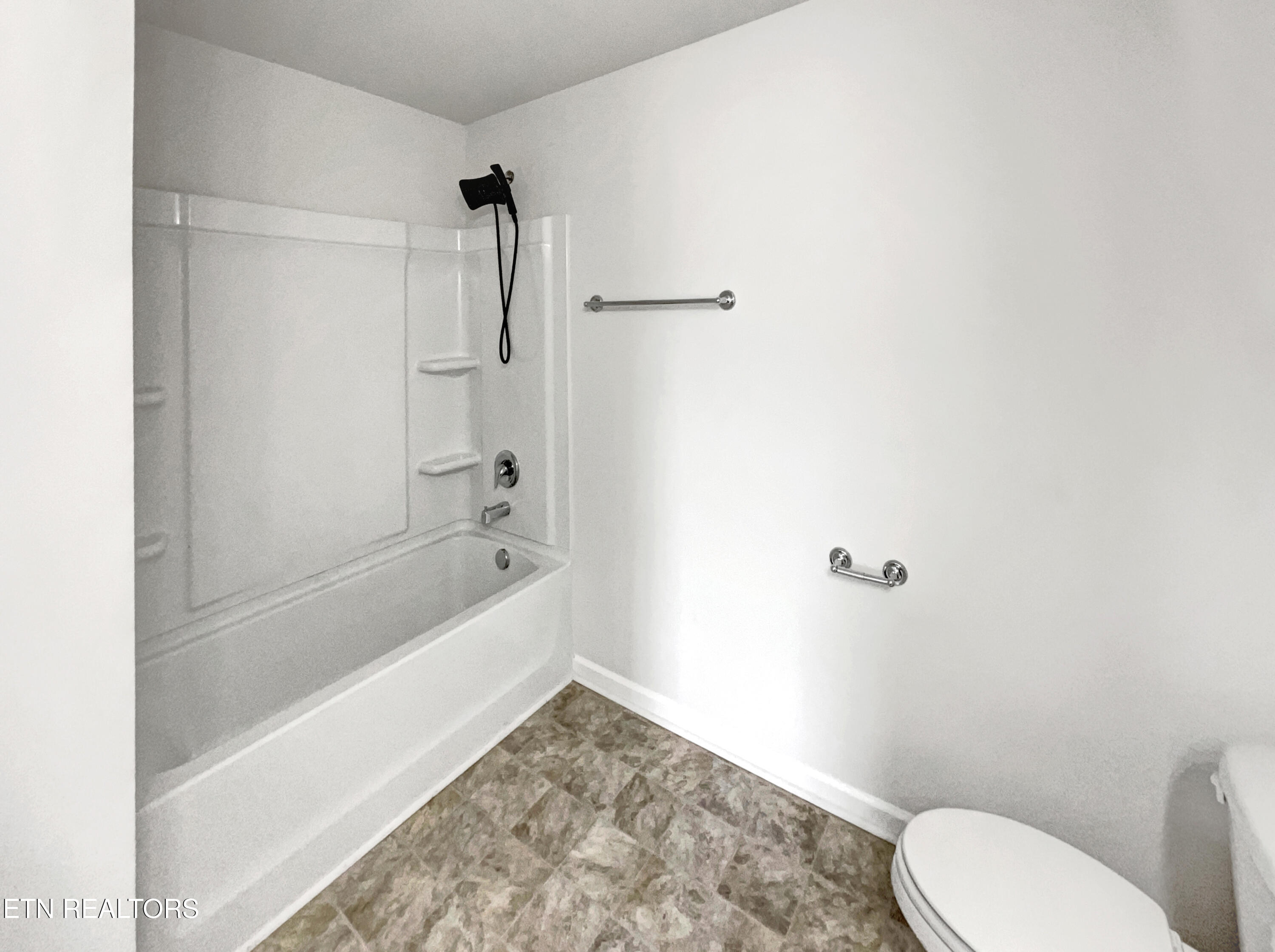 172 Mandy Lane Lenoir City TN 37772