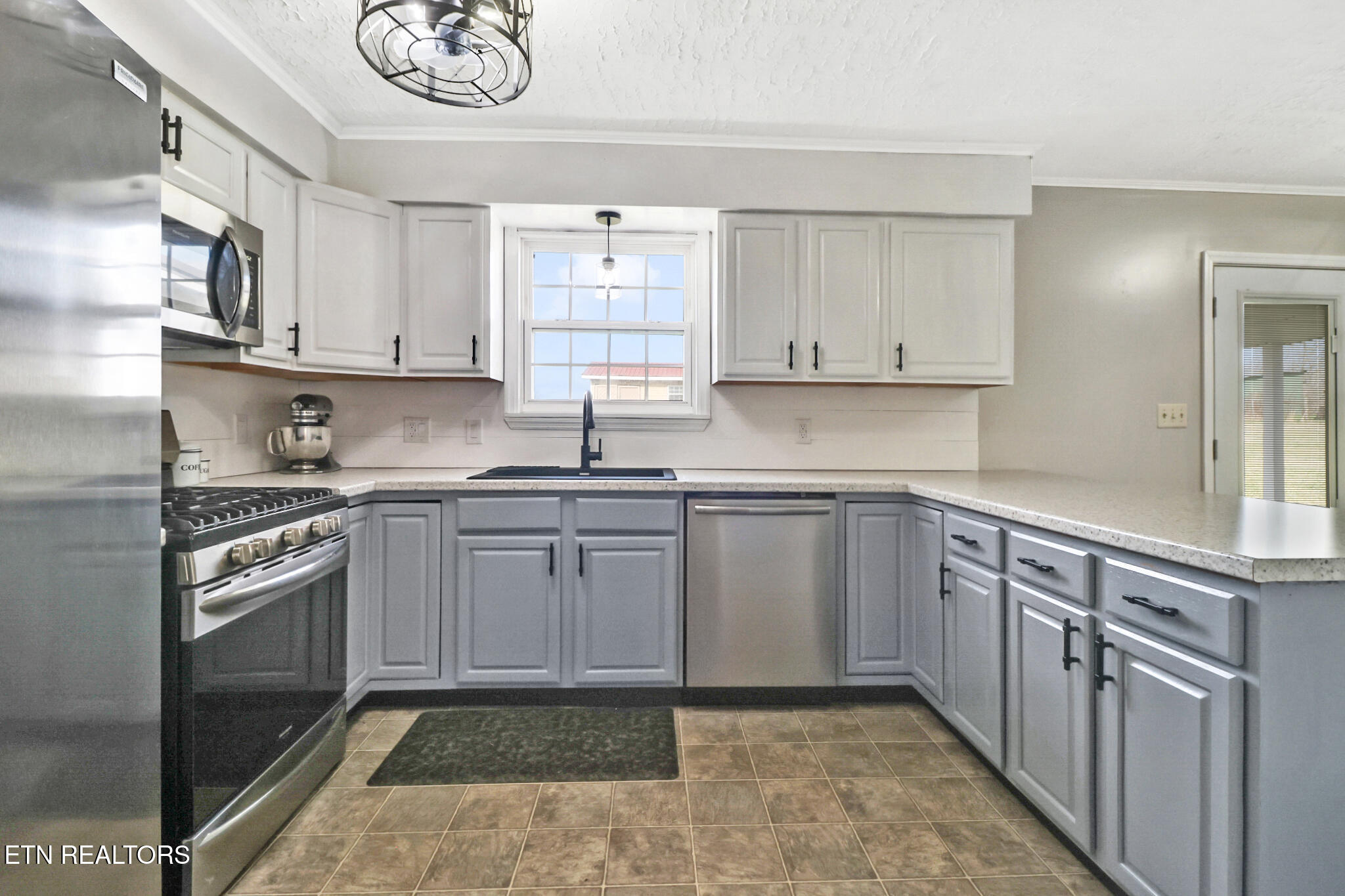 11229 Highway 127 N Crossville TN 38571