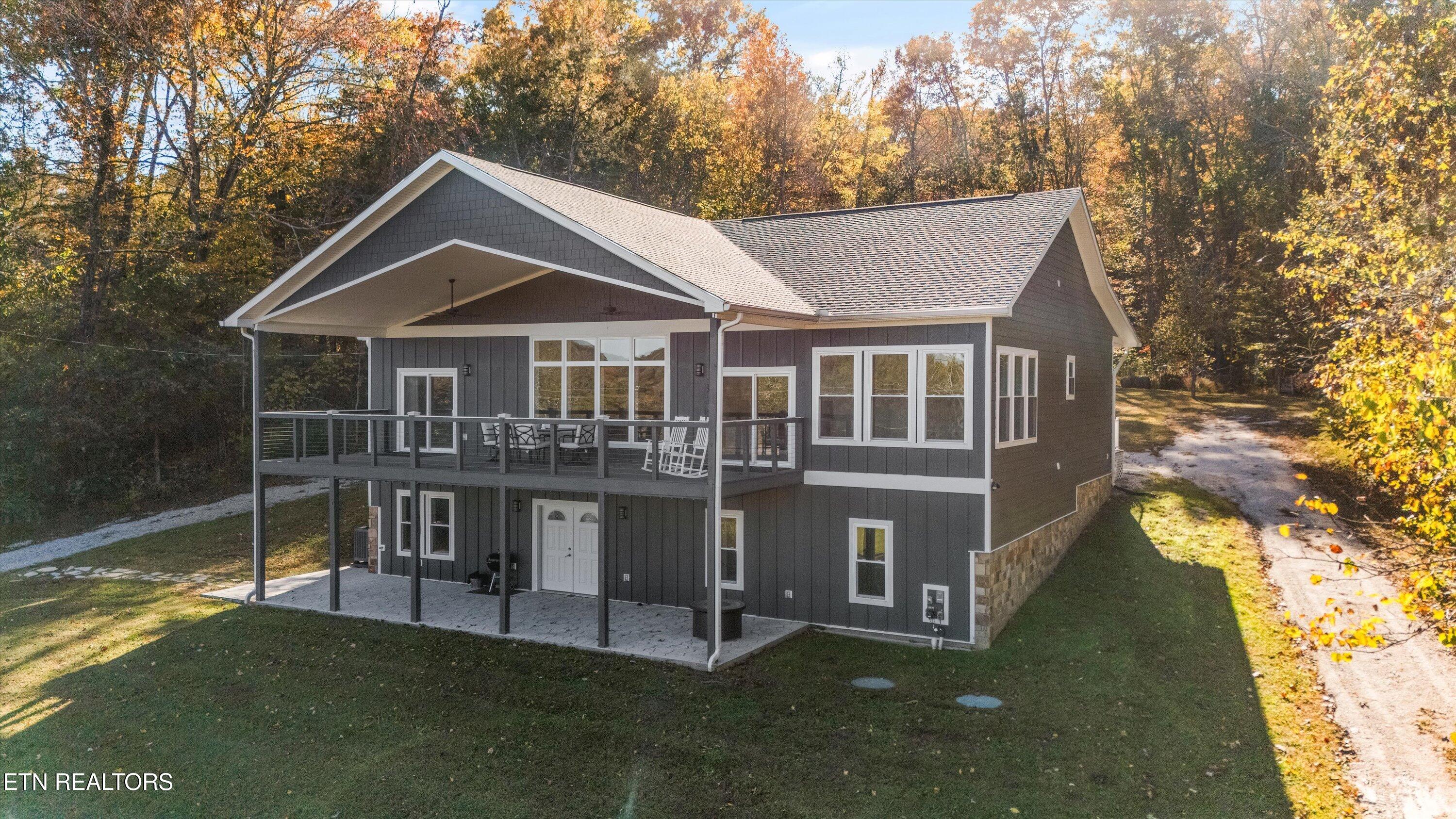 620 E Norris Point Road Lafollette TN 37766