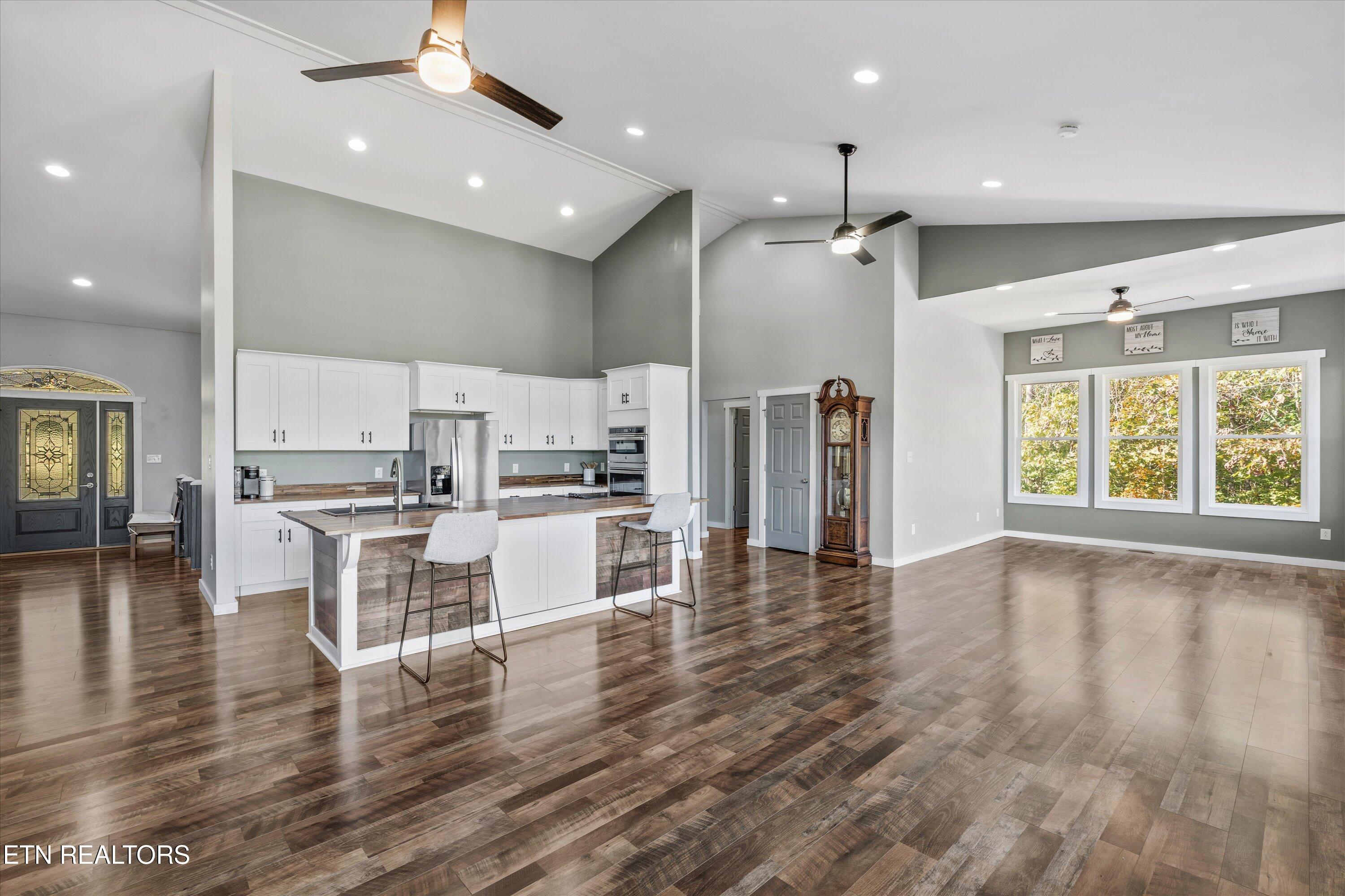 620 E Norris Point Road Lafollette TN 37766