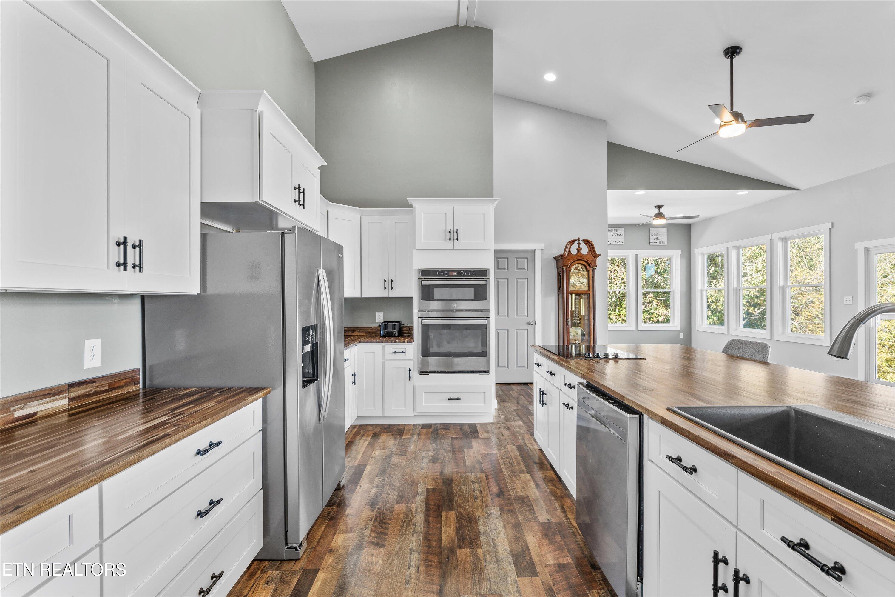 620 E Norris Point Road Lafollette TN 37766
