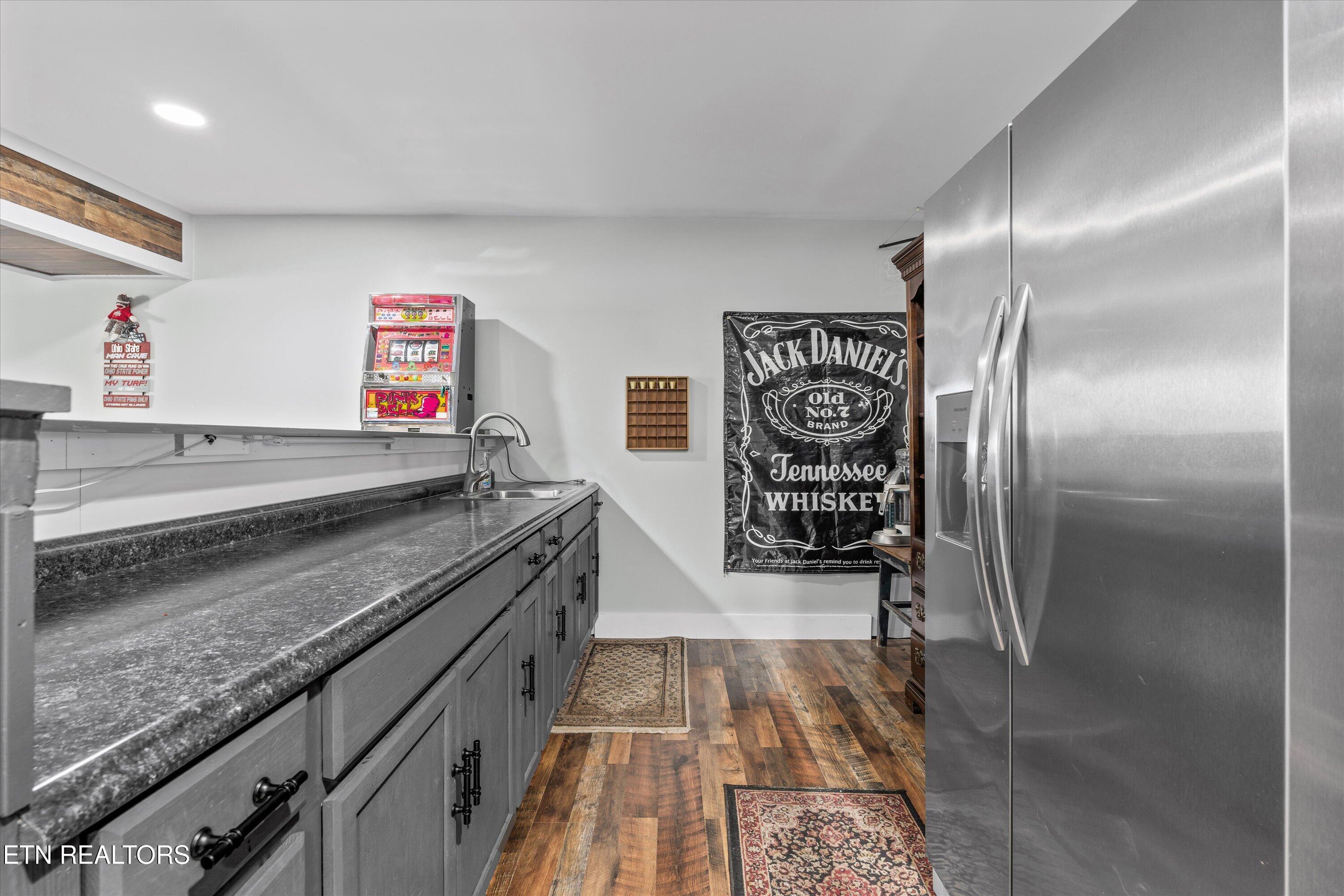 620 E Norris Point Road Lafollette TN 37766