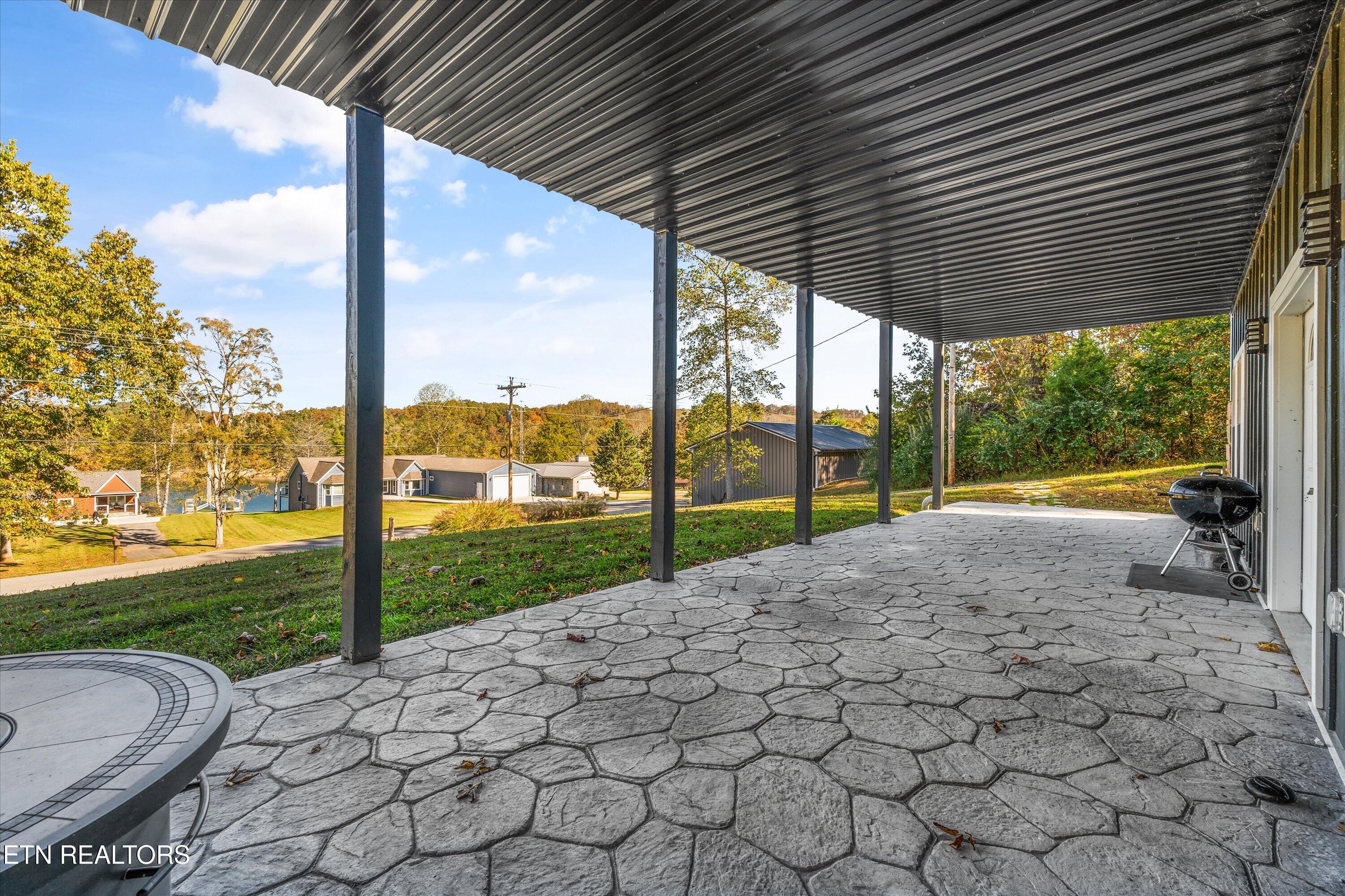 620 E Norris Point Road Lafollette TN 37766