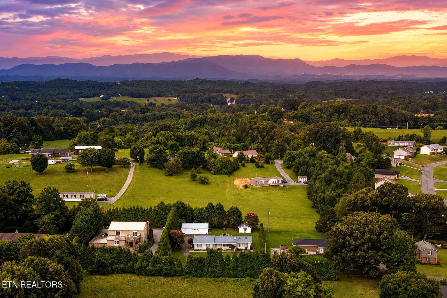 3111 Jane Street White Pine TN 37890