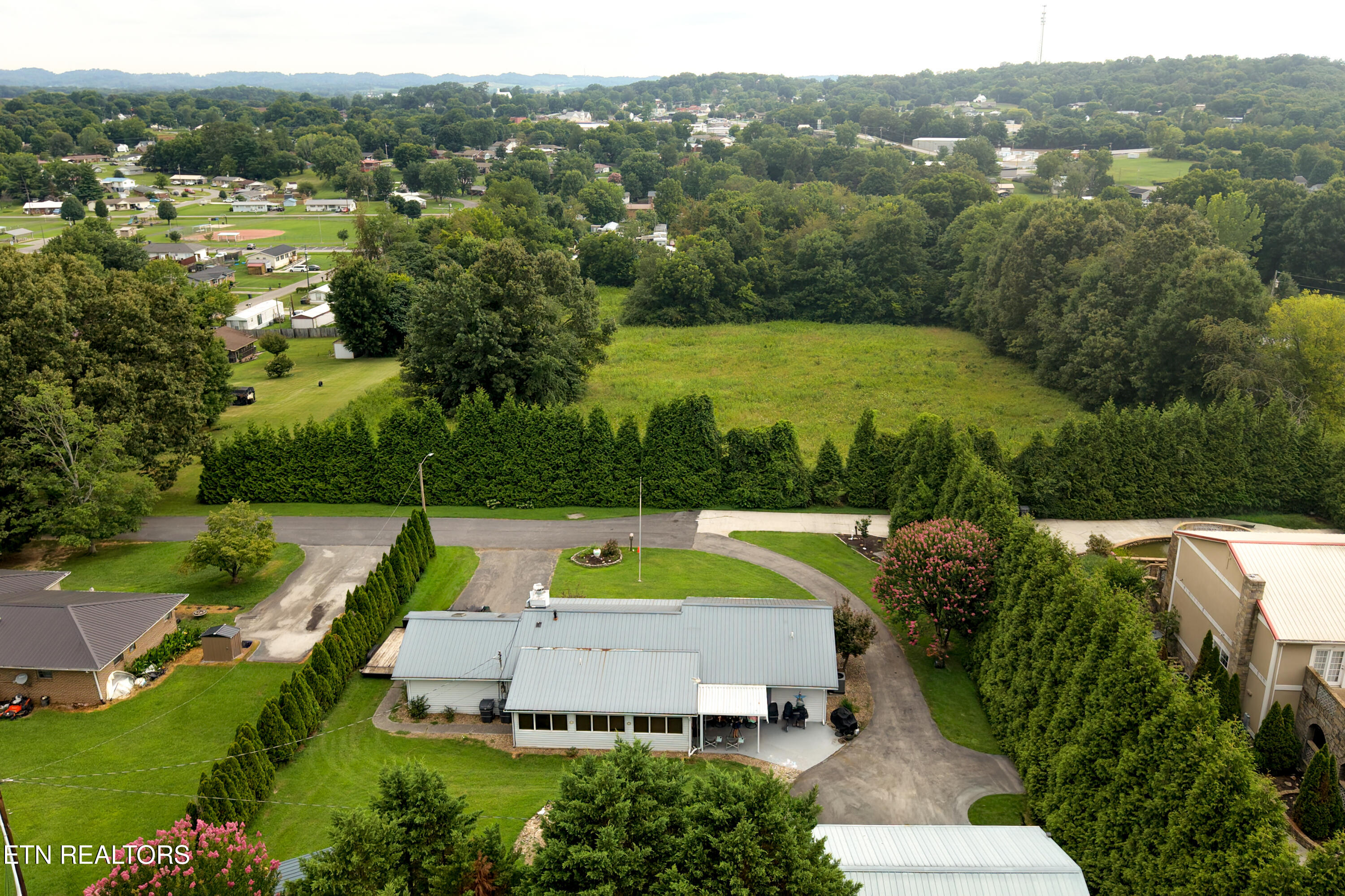 3111 Jane Street White Pine TN 37890