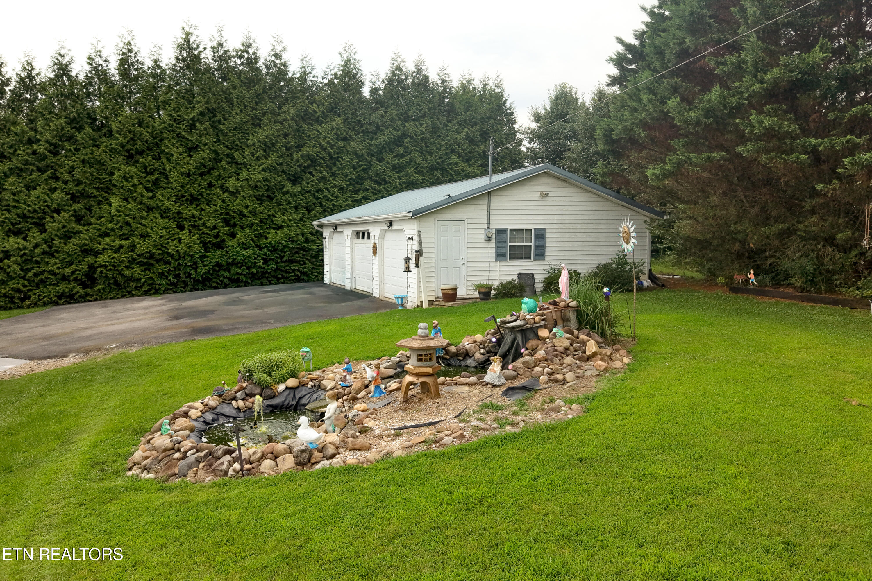 3111 Jane Street White Pine TN 37890