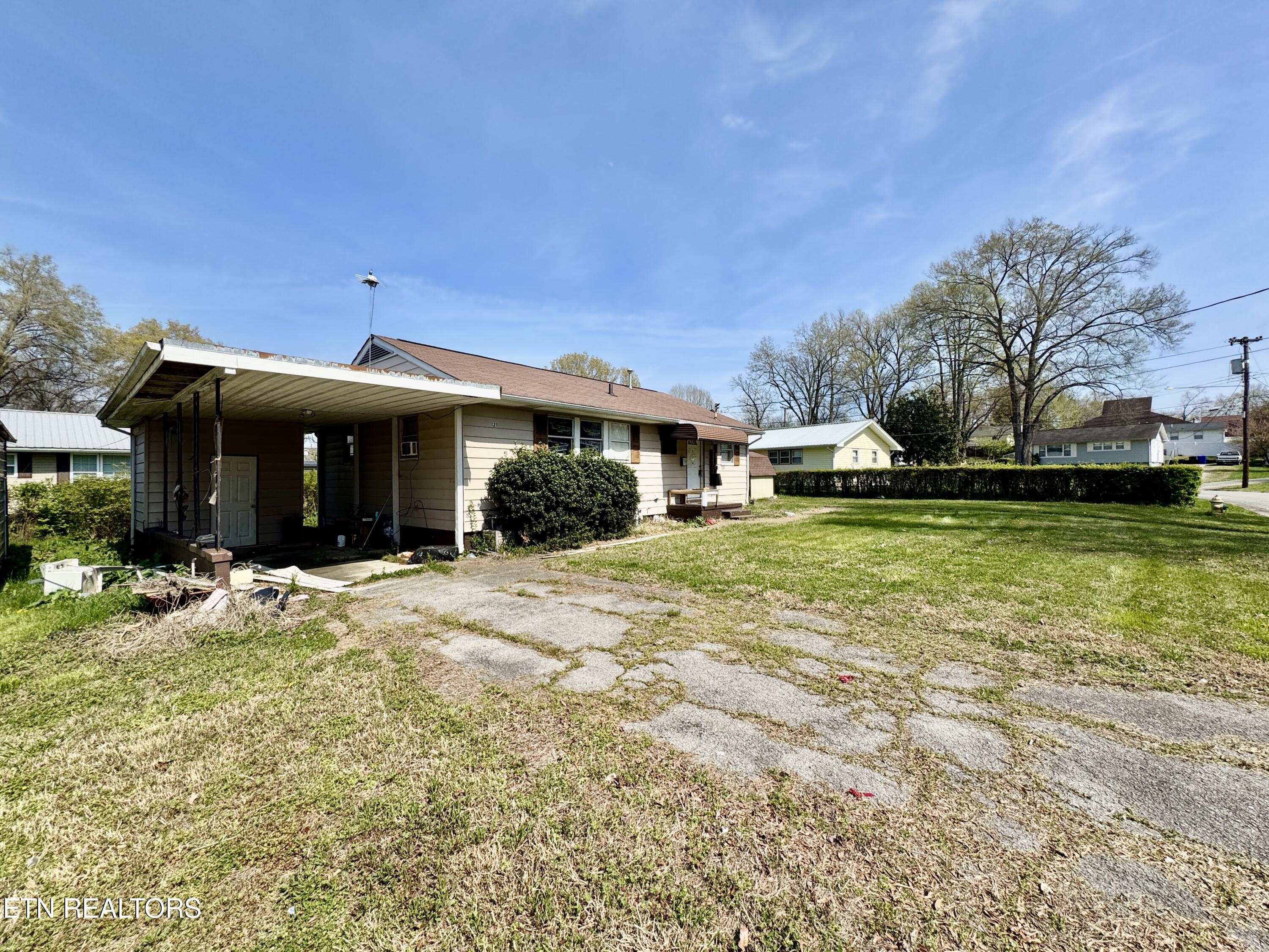 121 Marshall Circle Oak Ridge TN 37830