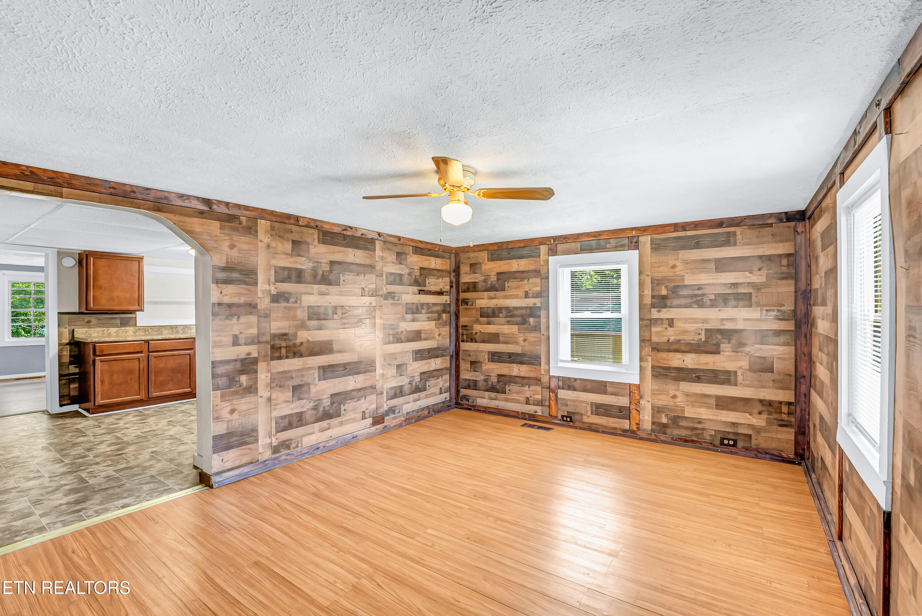 1013 E Drive Knoxville TN 37920