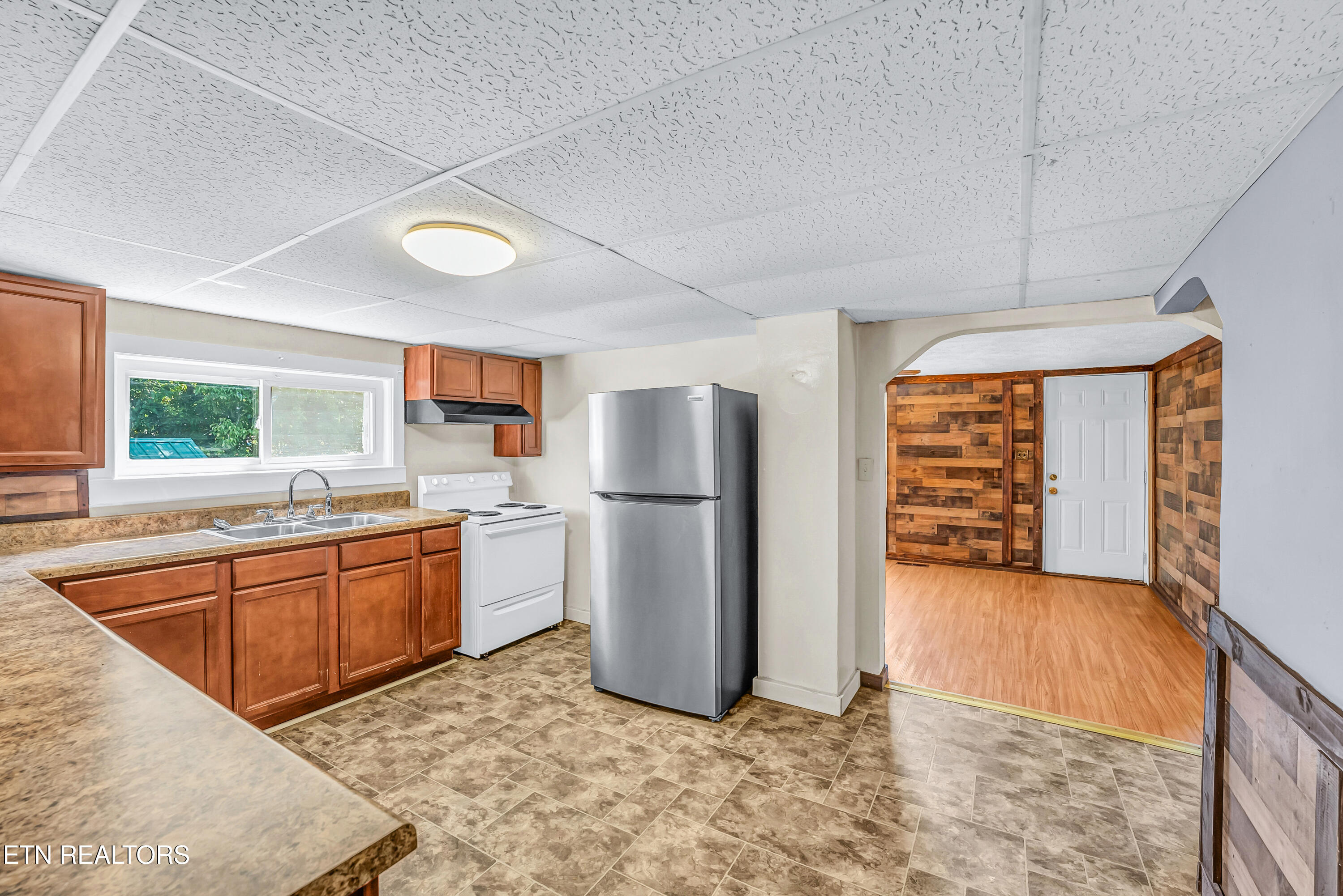 1013 E Drive Knoxville TN 37920