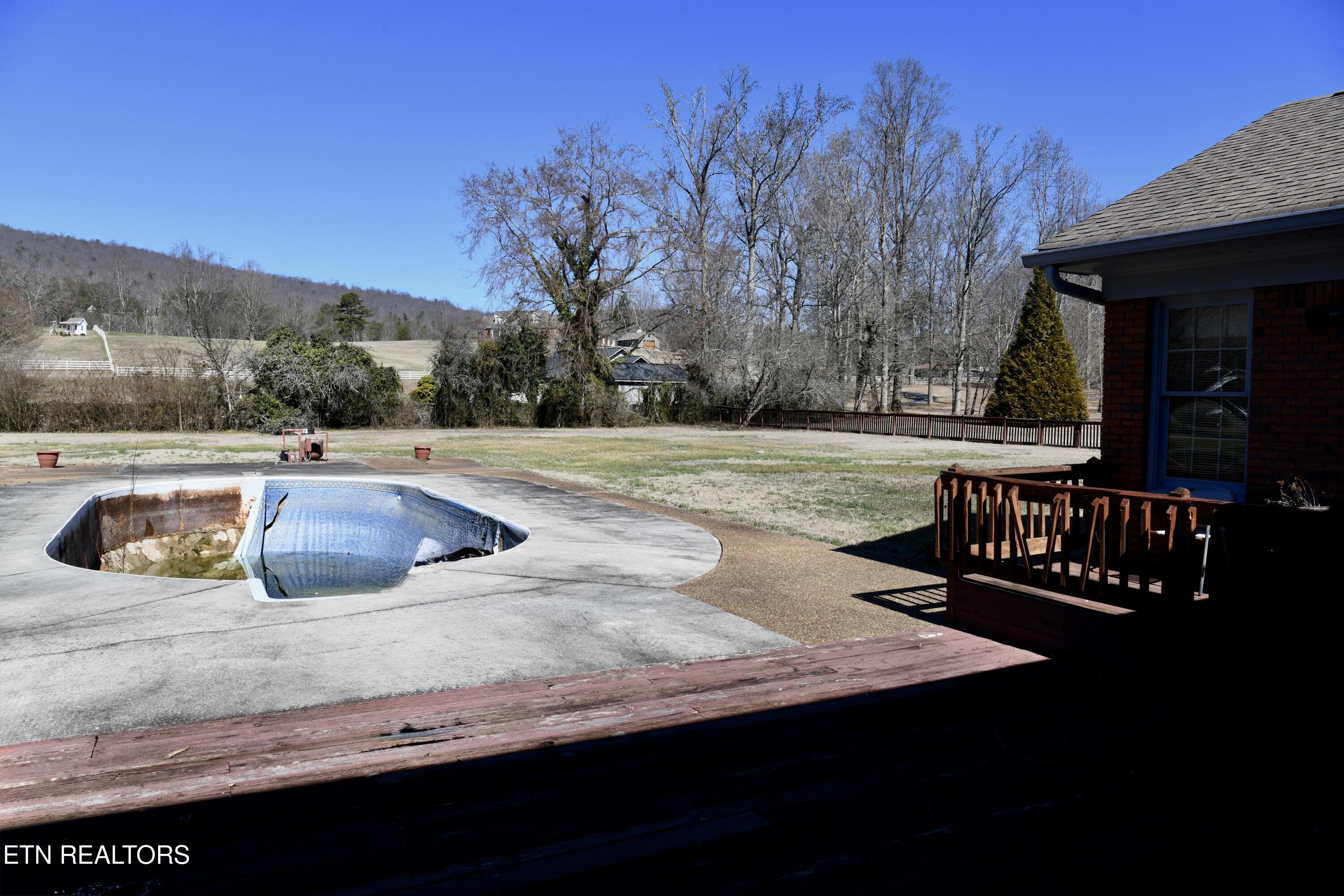 432 Dayco Drive Dayton TN 37321
