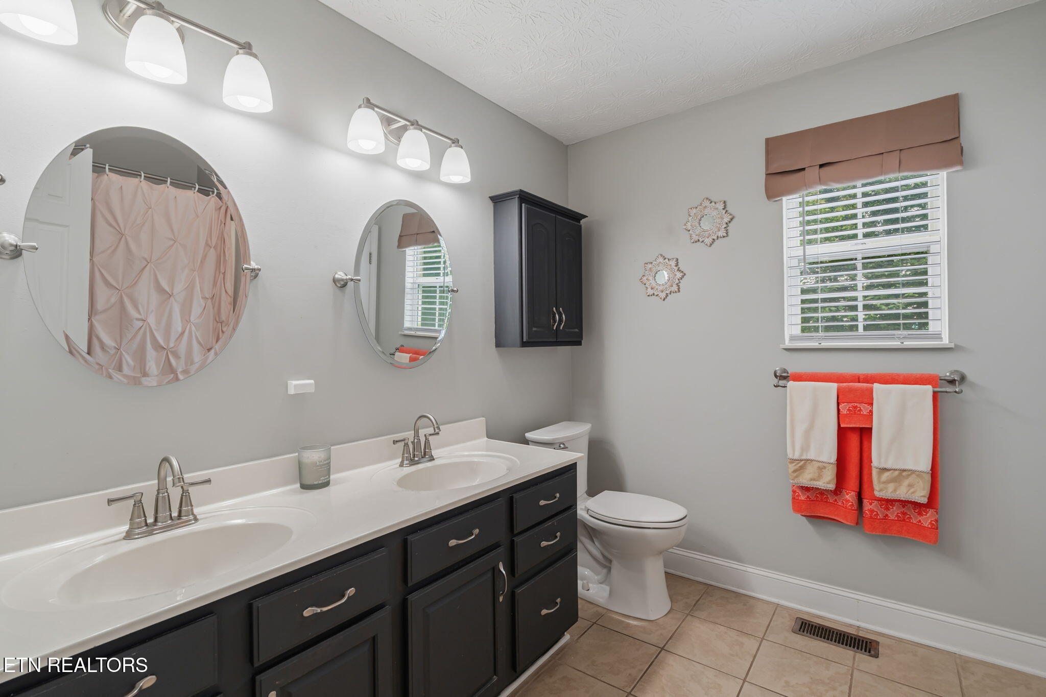 7811 Cody Lane Knoxville TN 37938