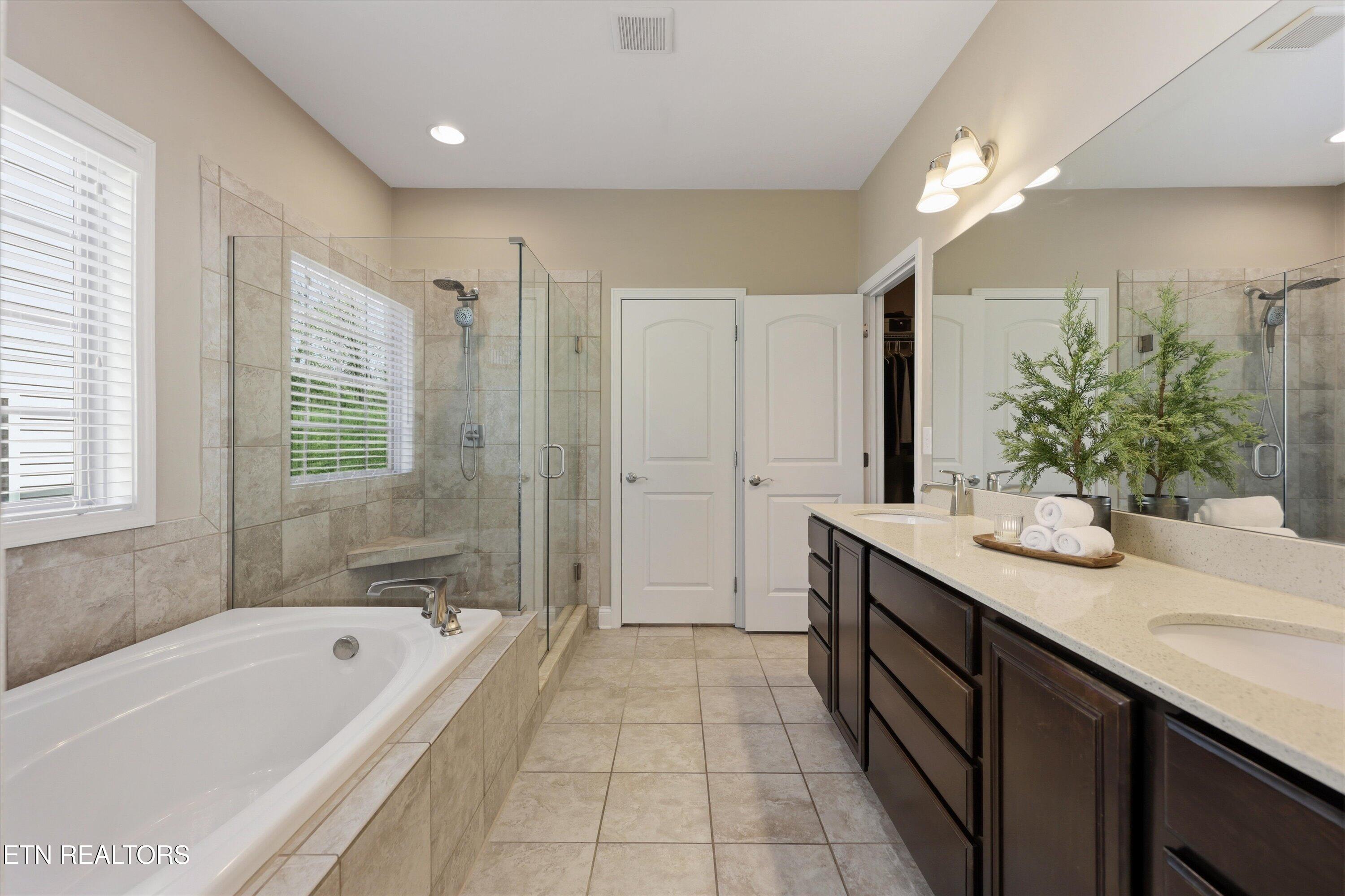12732 Sailpointe Lane Knoxville TN 37922
