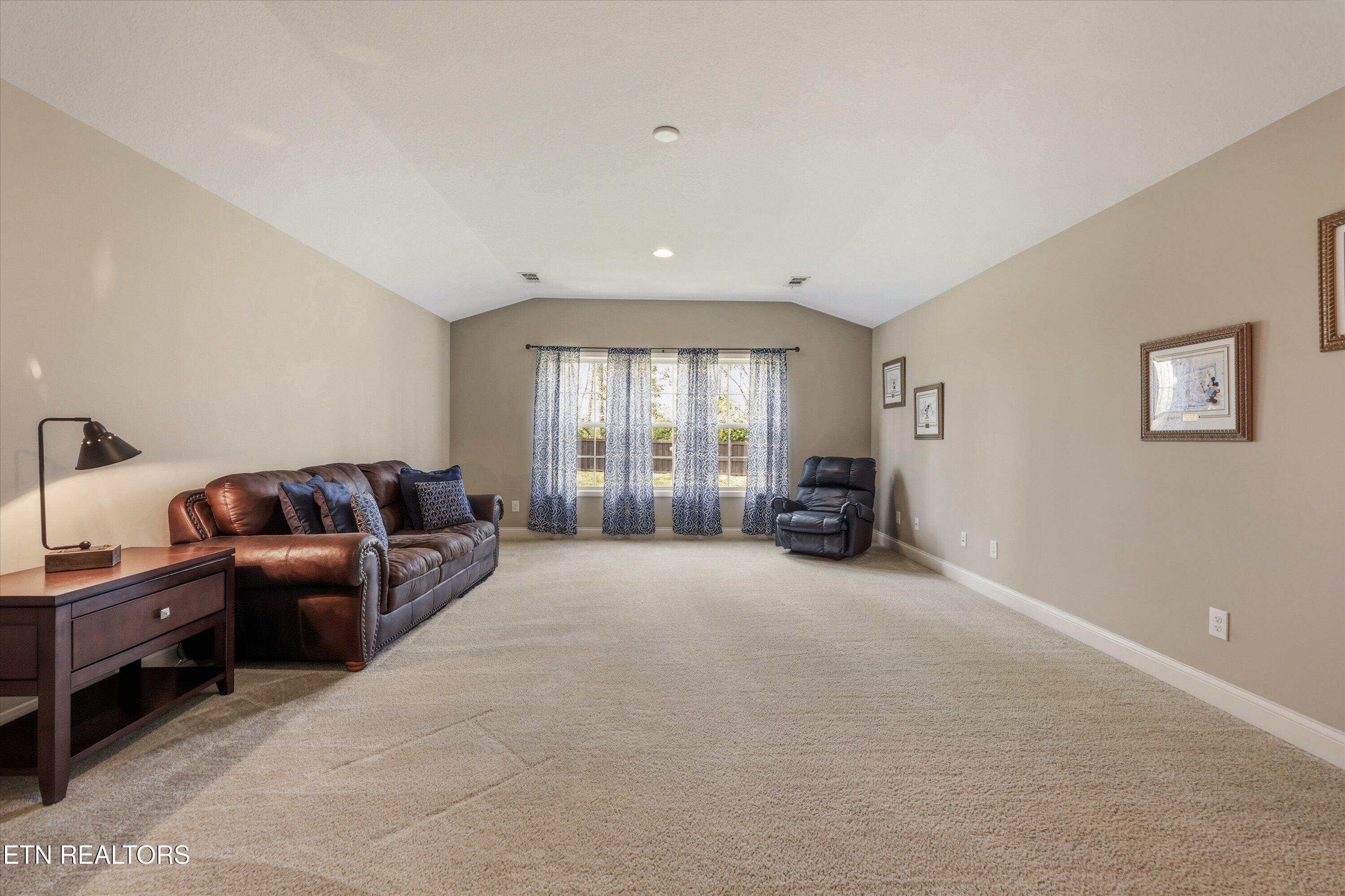 12732 Sailpointe Lane Knoxville TN 37922