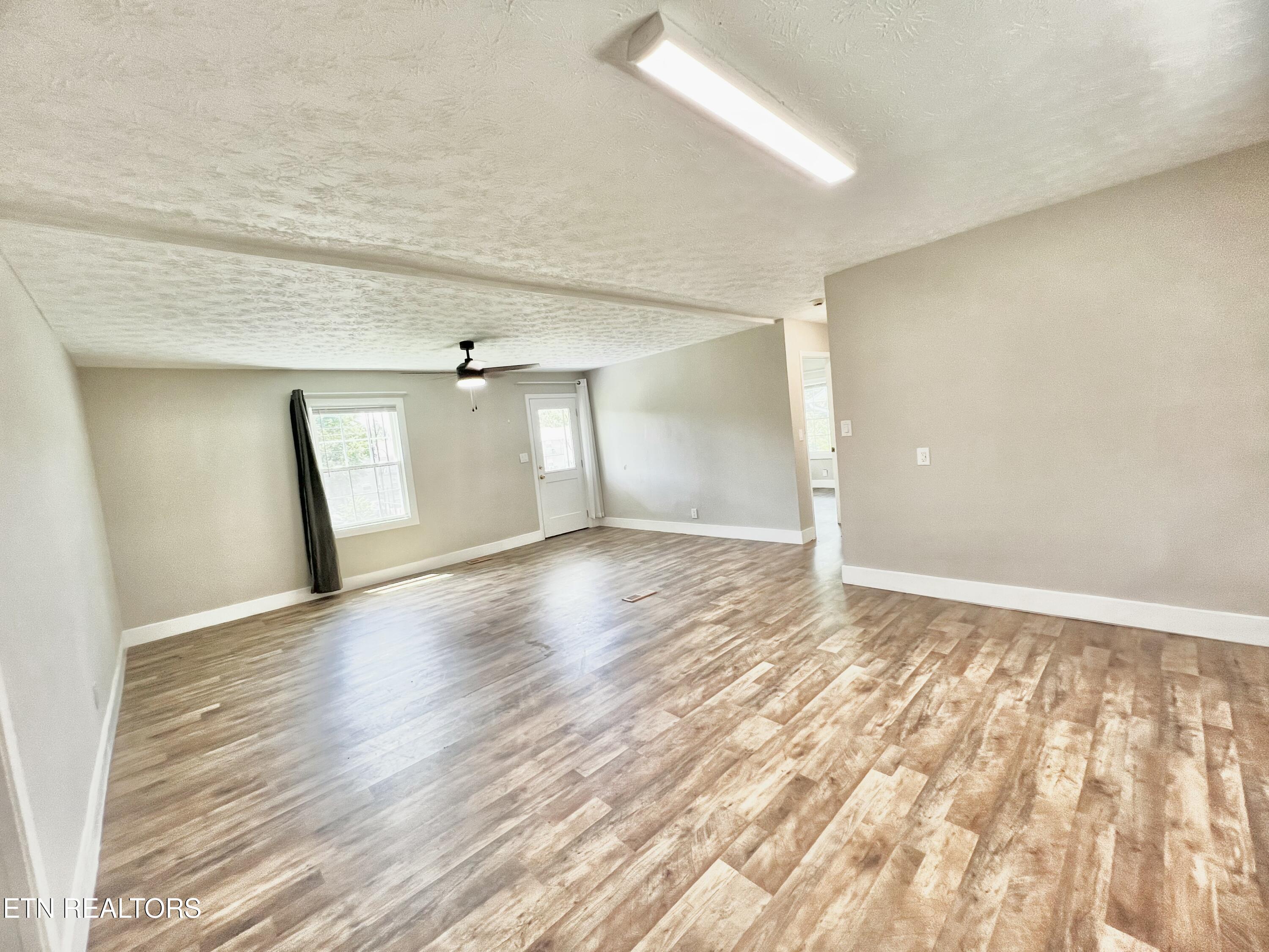 2627 Larkwood Lane Knoxville TN 37921