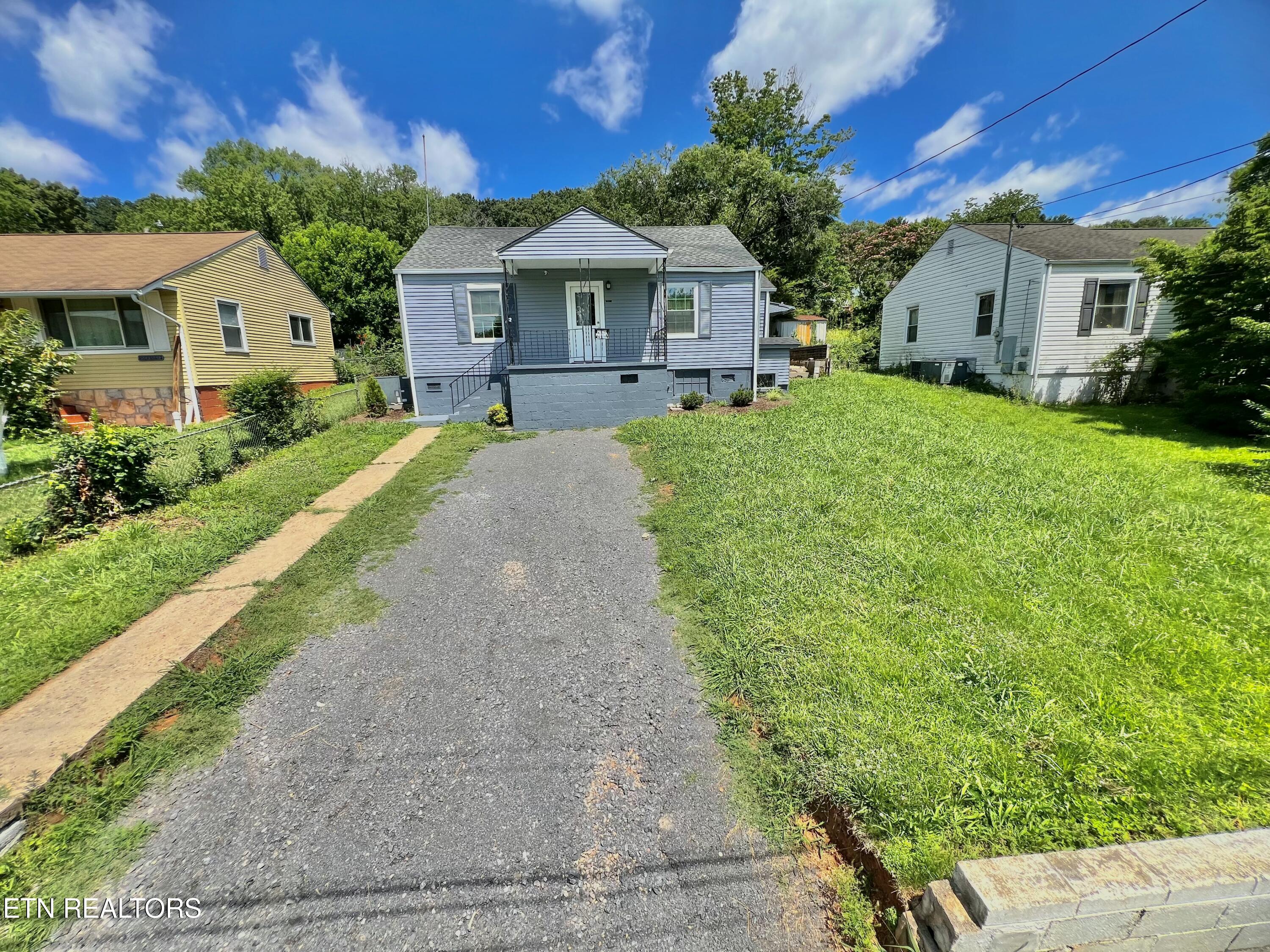 2627 Larkwood Lane Knoxville TN 37921