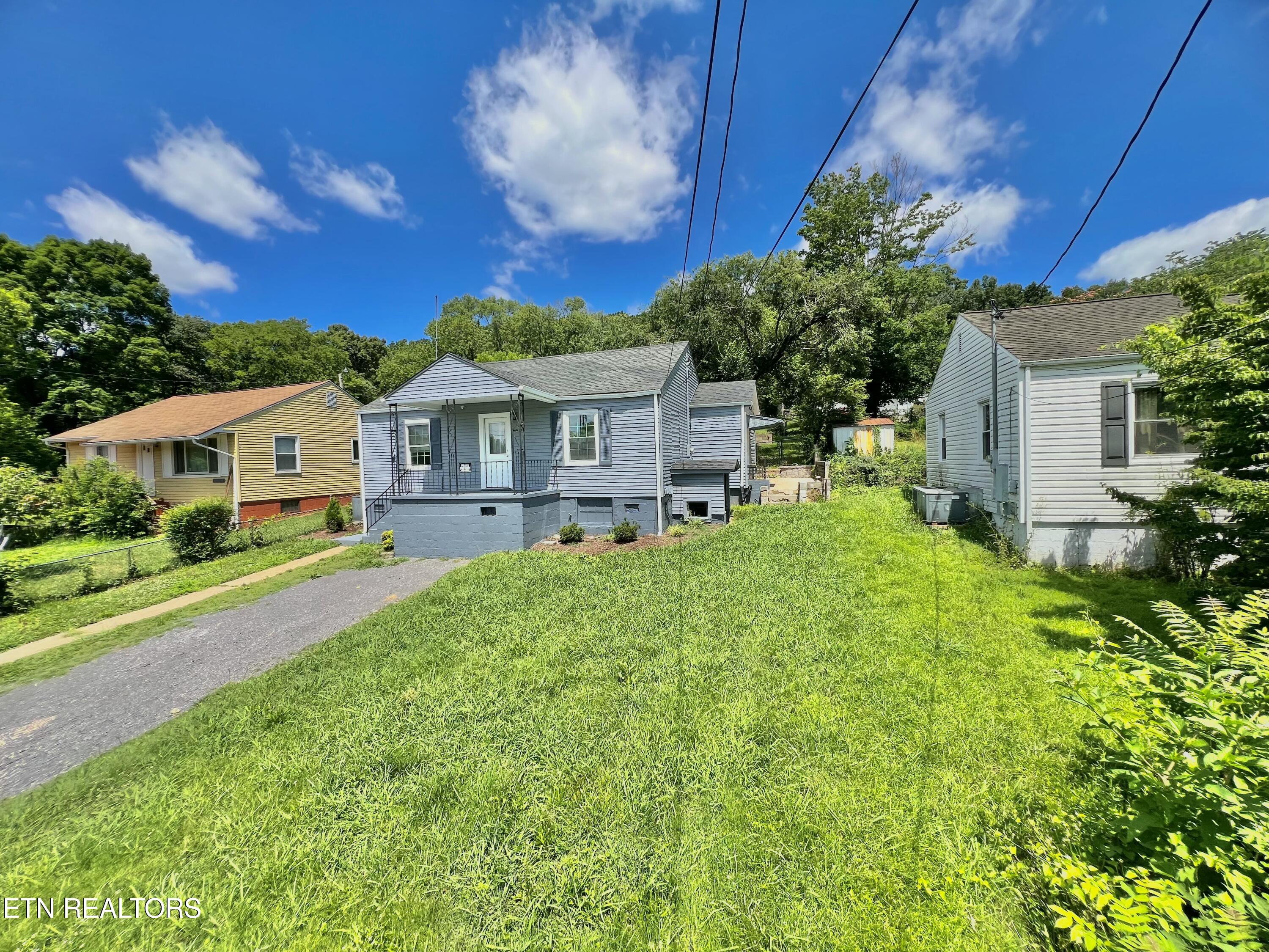 2627 Larkwood Lane Knoxville TN 37921