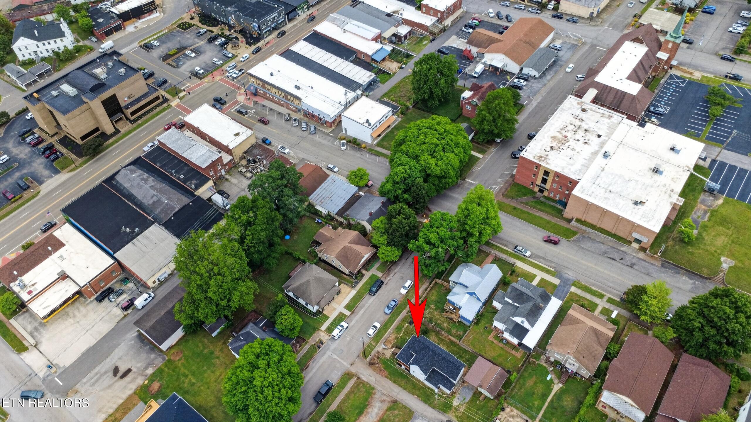 205 E 1st Avenue Lenoir City TN 37771