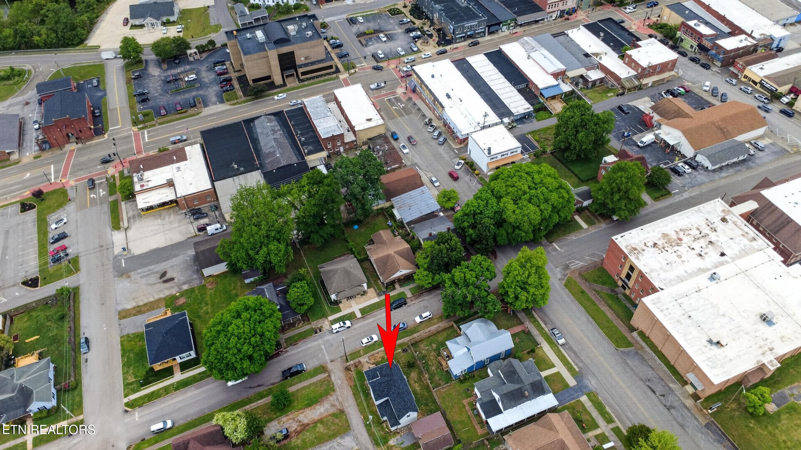 205 E 1st Avenue Lenoir City TN 37771
