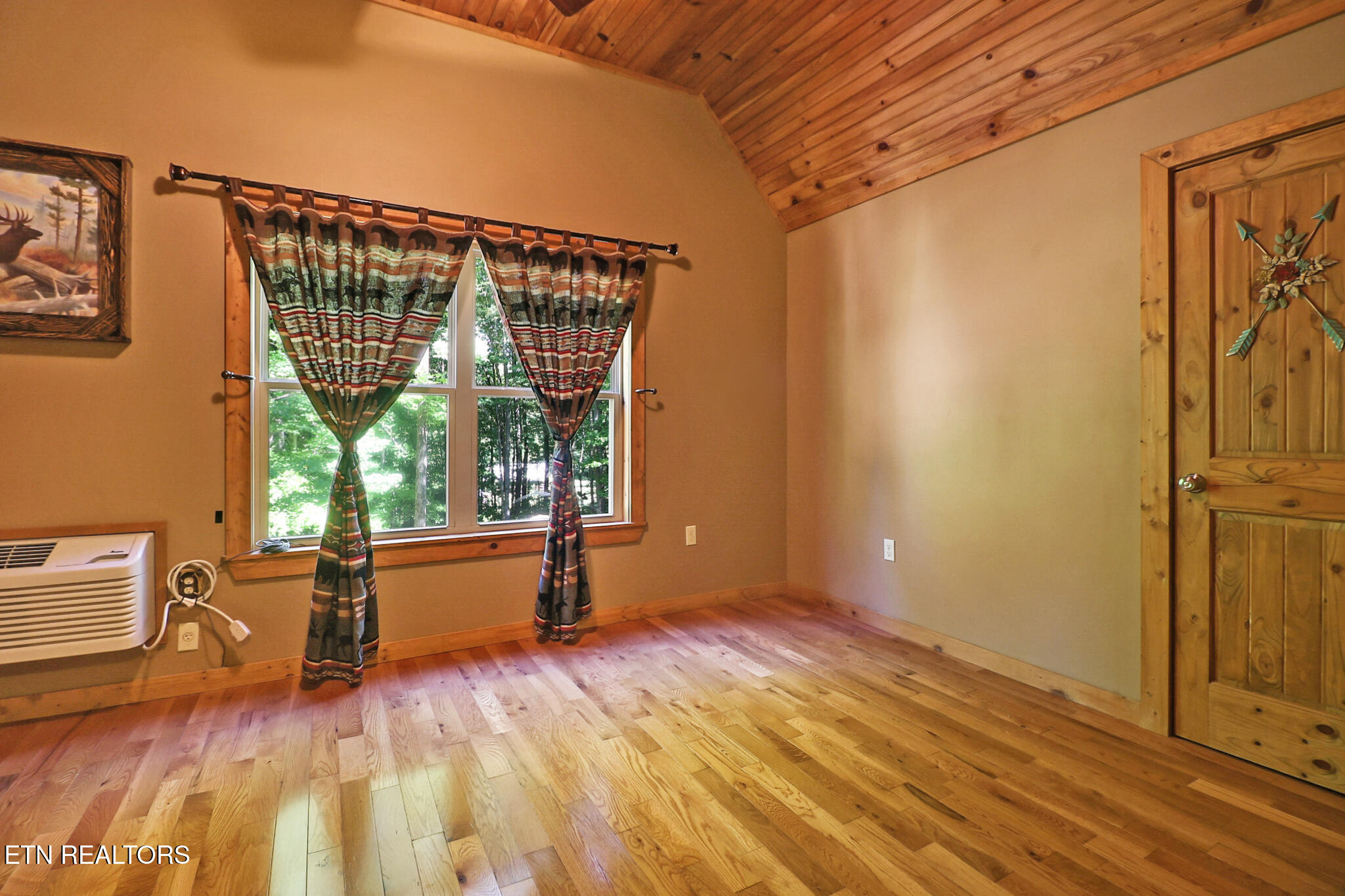 737 Edd Linder Road Jamestown TN 38556