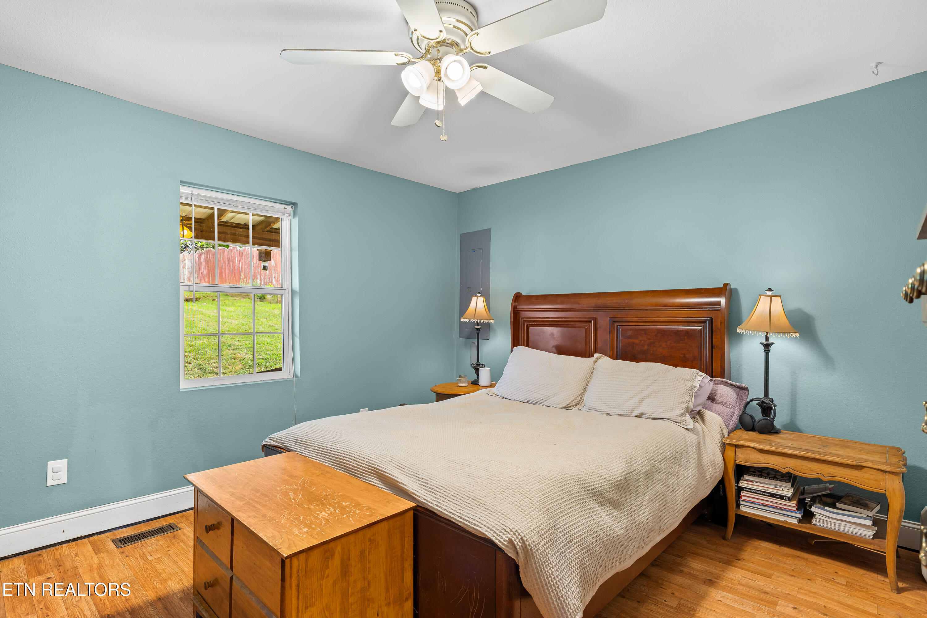 706 N C Street Lenoir City TN 37771