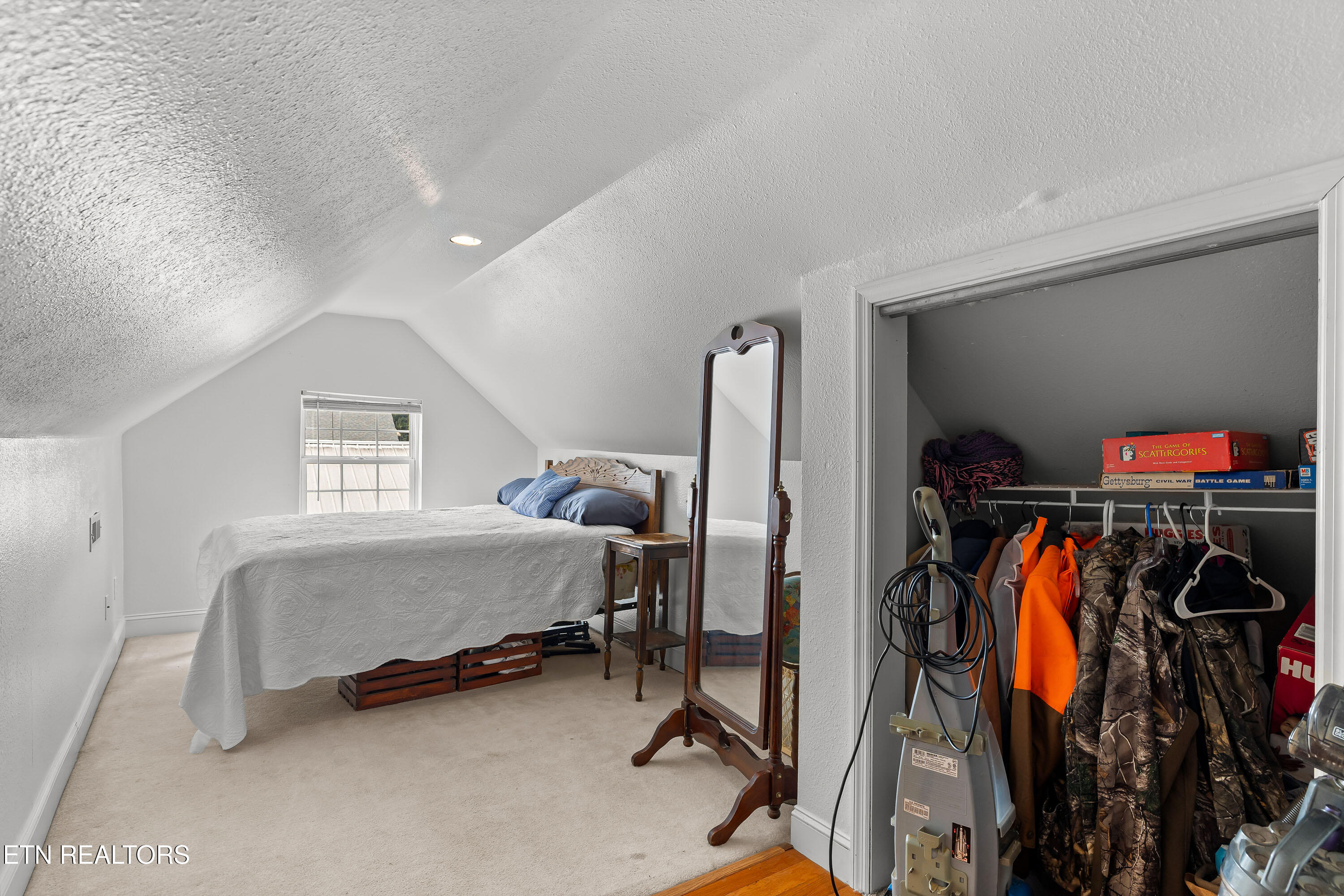 706 N C Street Lenoir City TN 37771