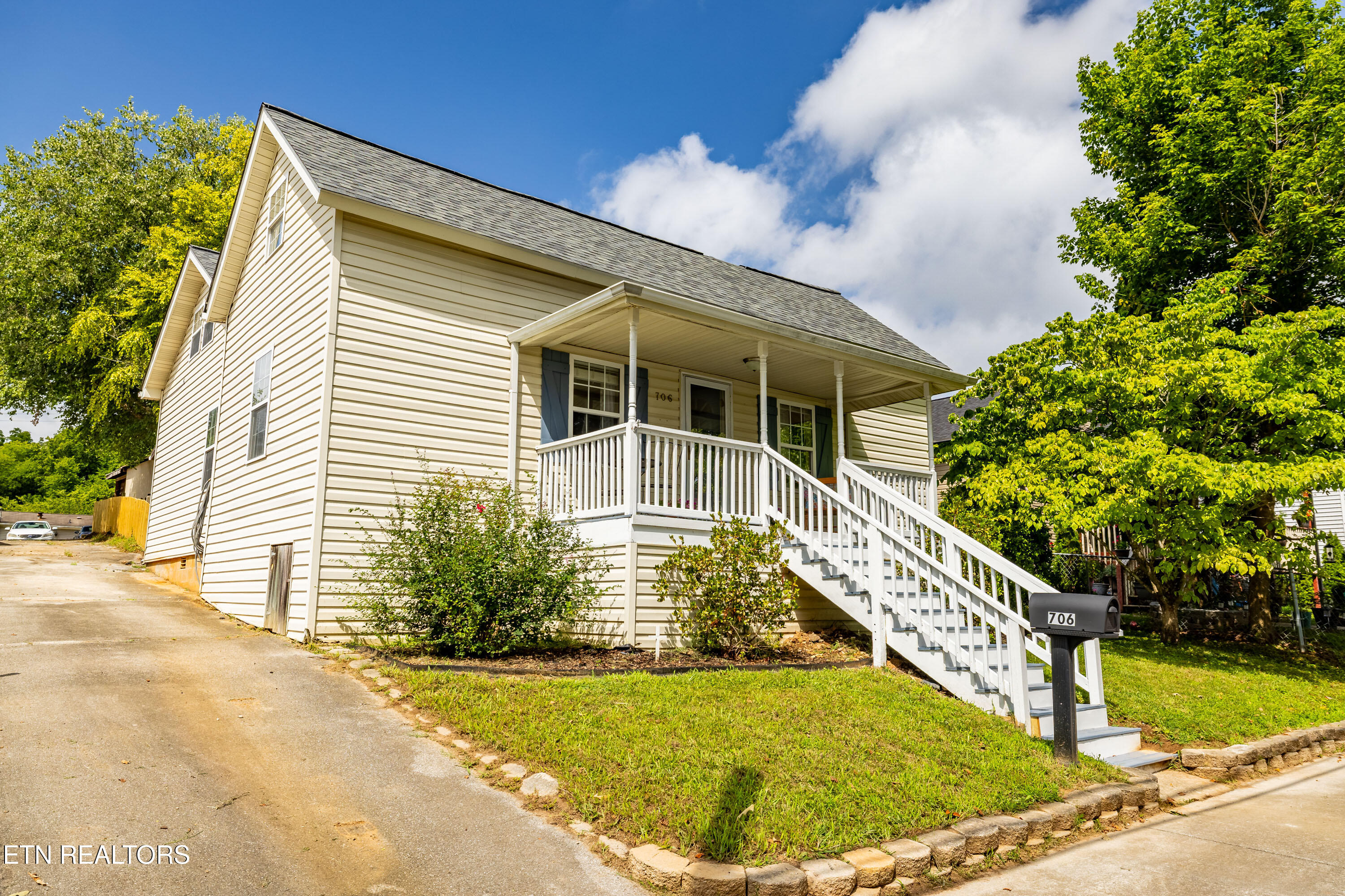 706 N C Street Lenoir City TN 37771