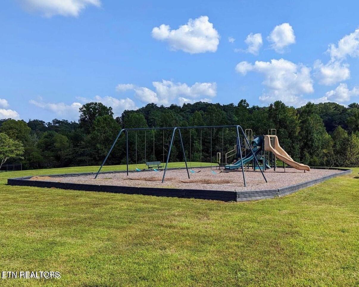 103 Bunchberry Road Oak Ridge TN 37830