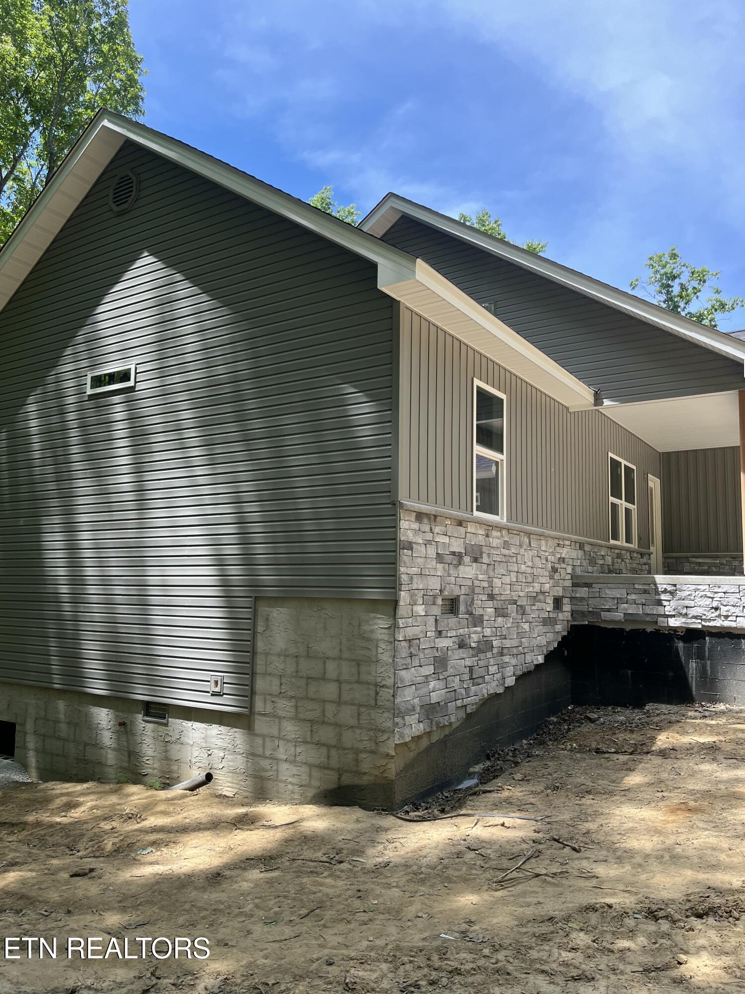 203 Dublin Lane Crossville TN 38558