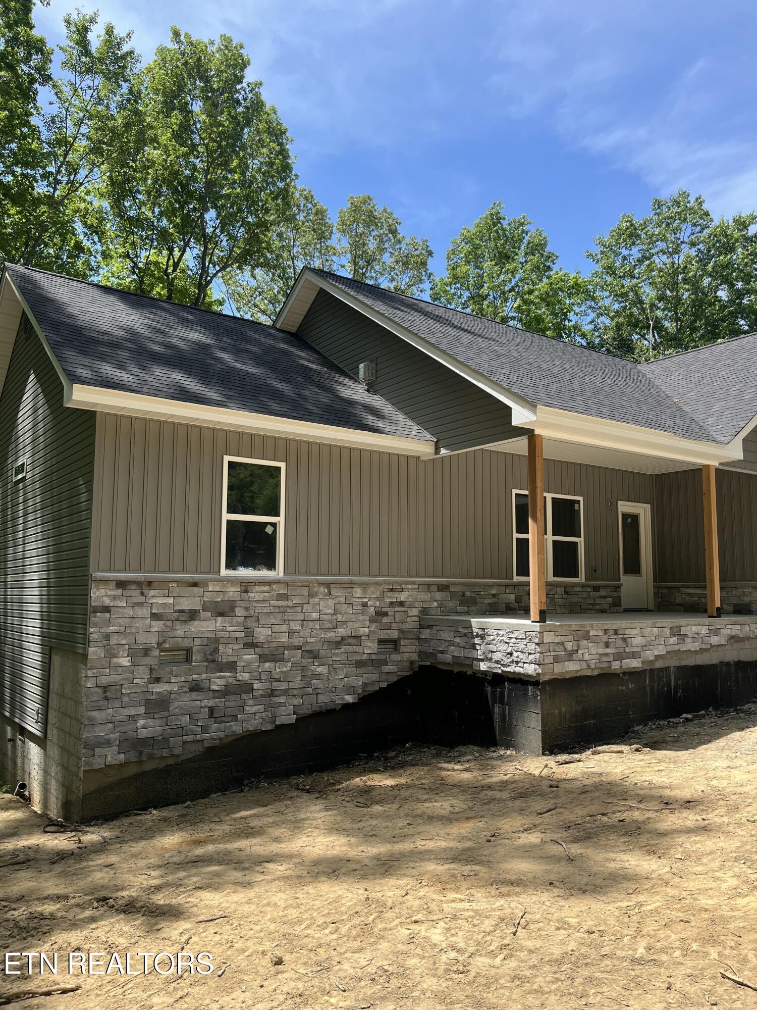 203 Dublin Lane Crossville TN 38558