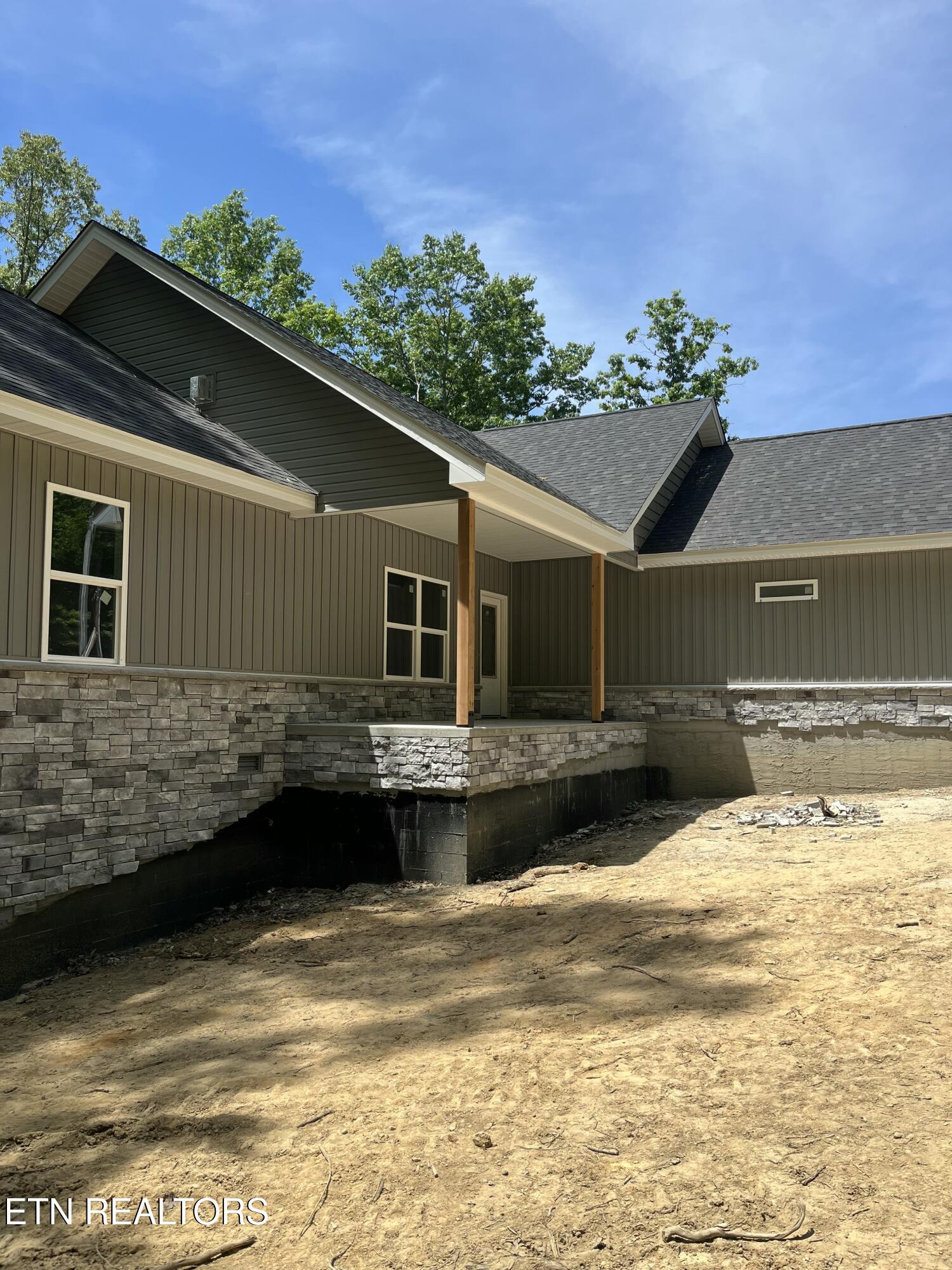 203 Dublin Lane Crossville TN 38558