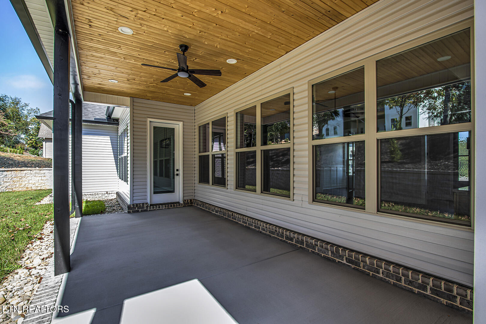 115 Oonoga Way Loudon TN 37774