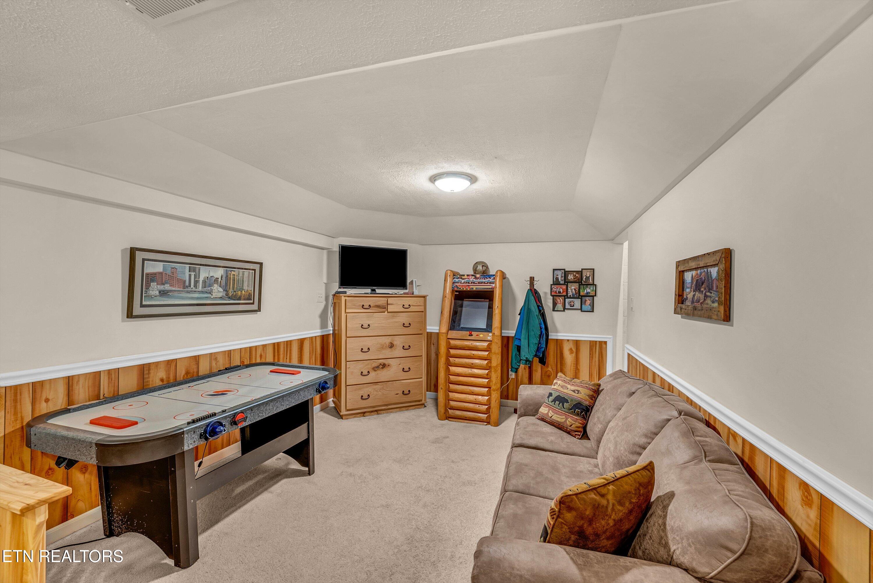 2255 Red Bank Road Sevierville TN 37876