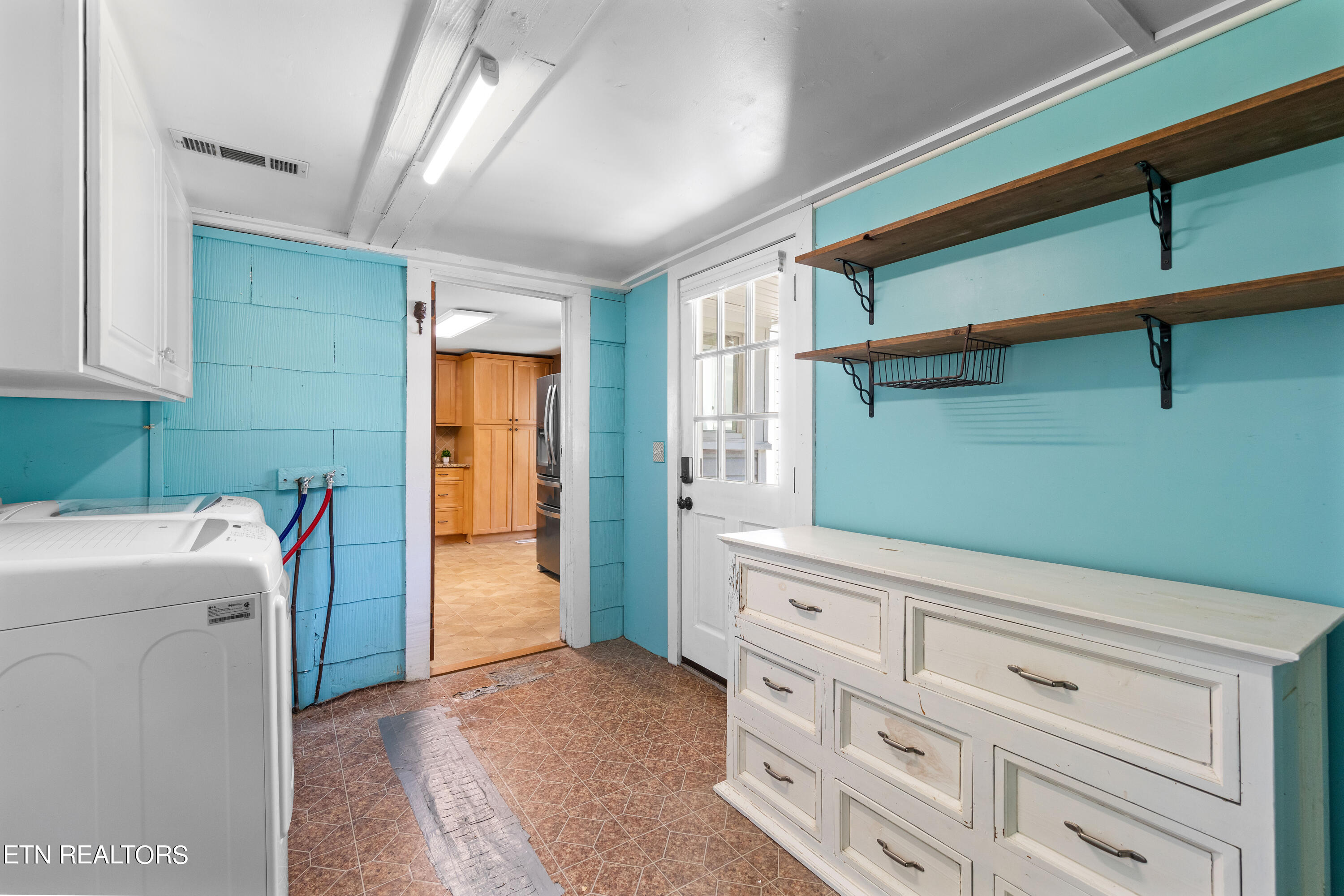218 Shipe Road Powell TN 37849