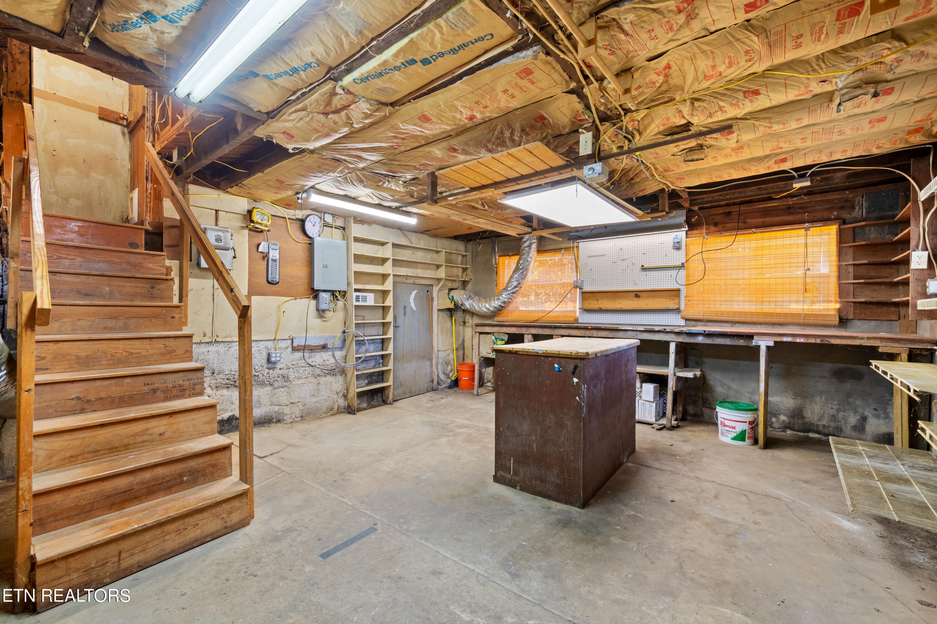 218 Shipe Road Powell TN 37849