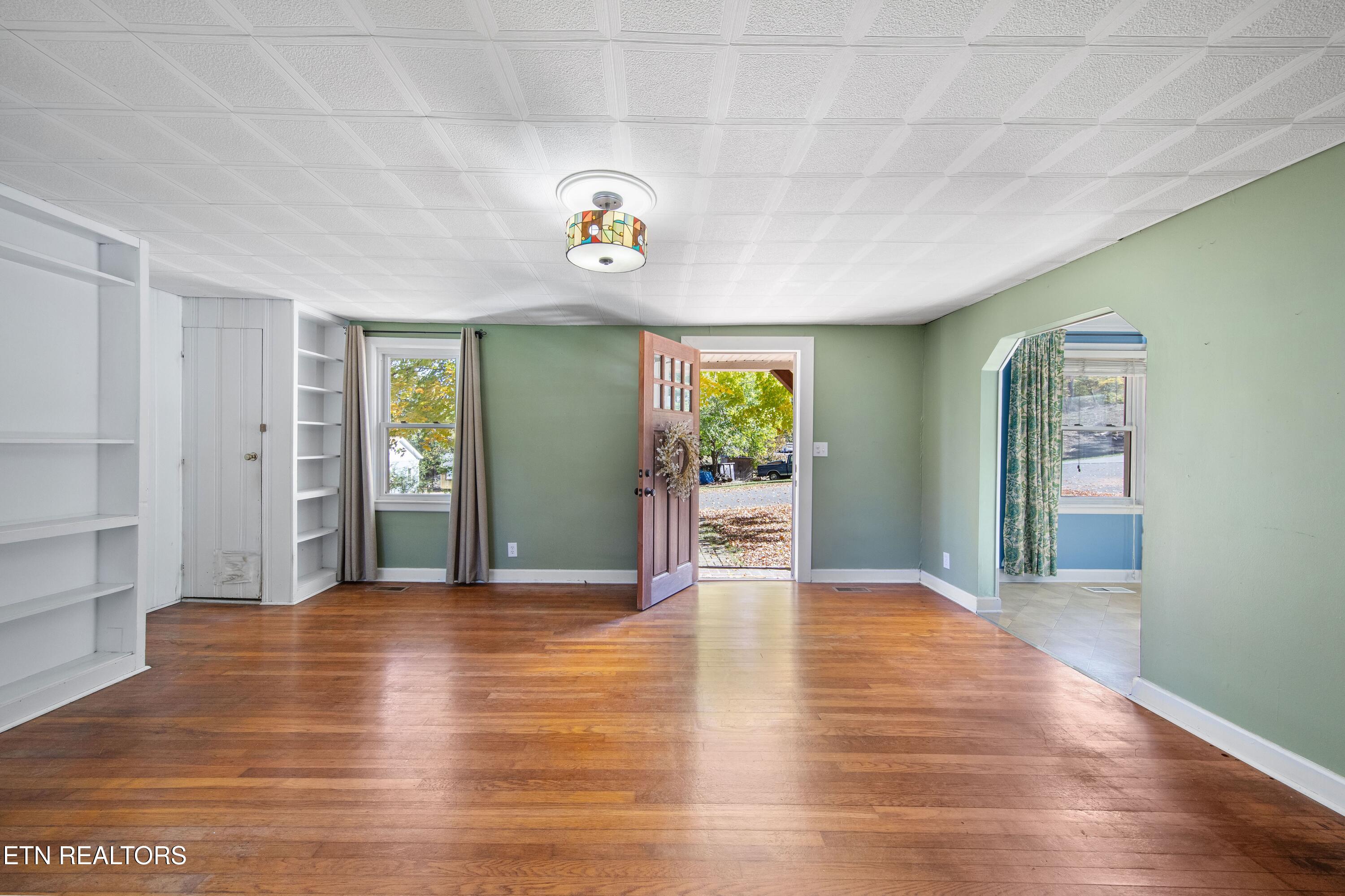 218 Shipe Road Powell TN 37849
