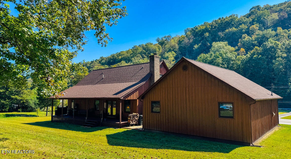 212 Granite Road Clinton TN 37716