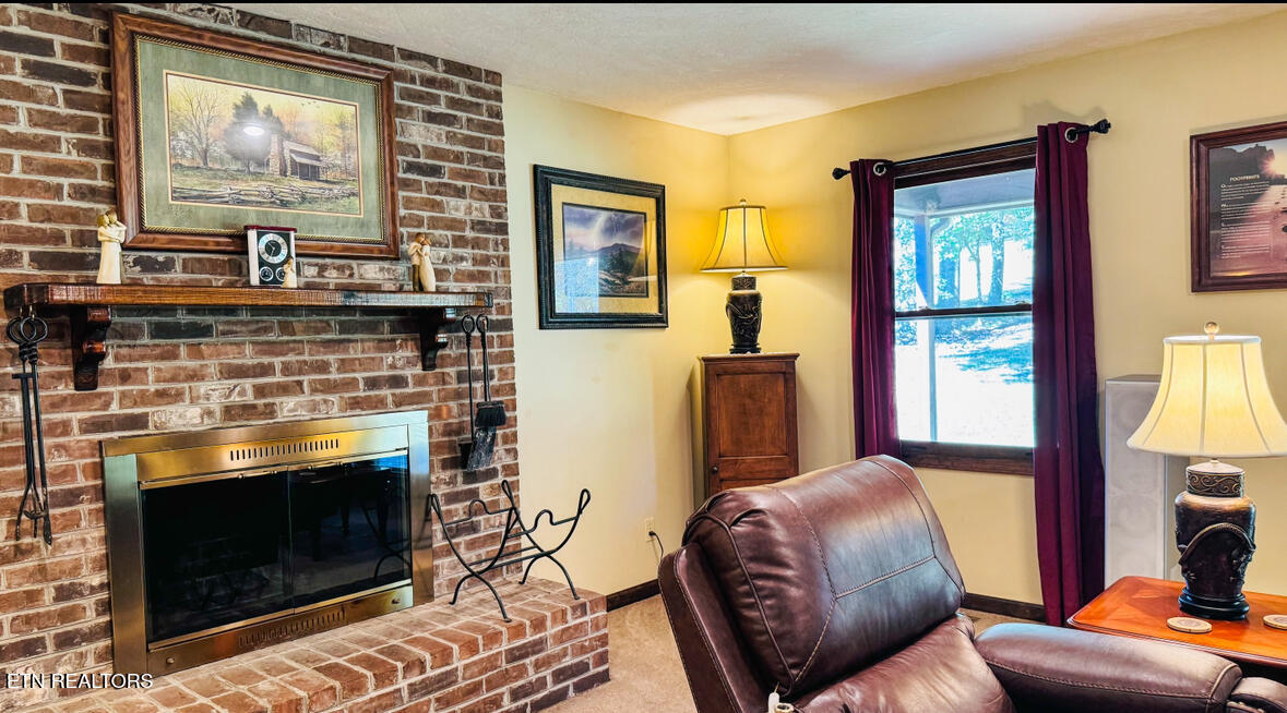 212 Granite Road Clinton TN 37716