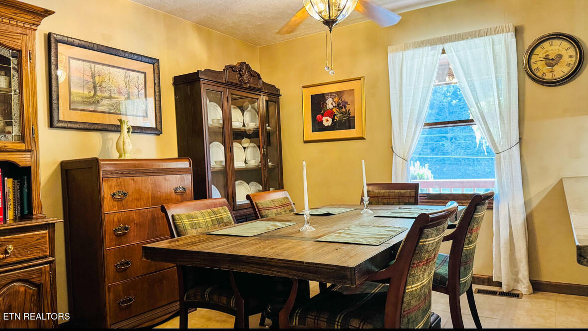 212 Granite Road Clinton TN 37716