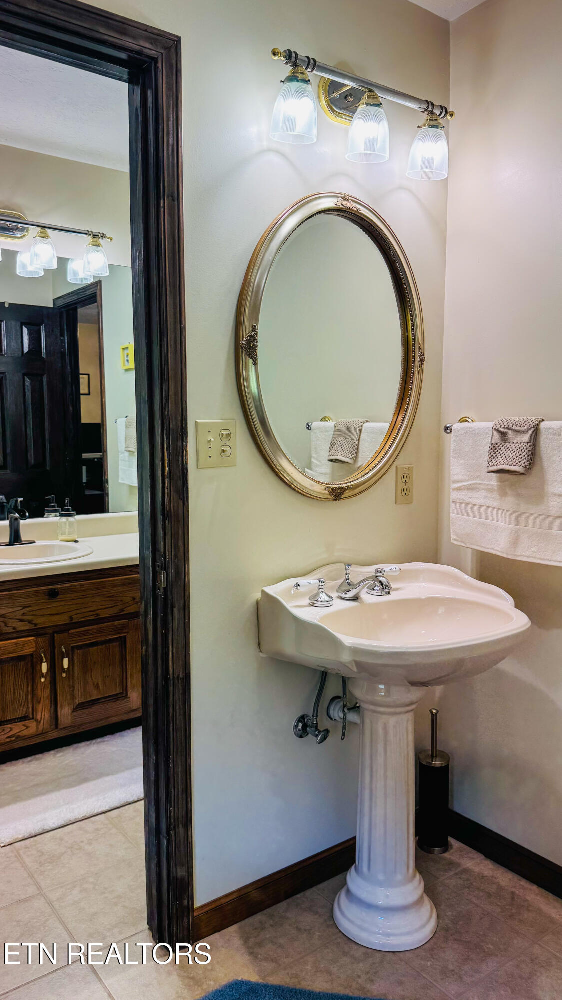 212 Granite Road Clinton TN 37716