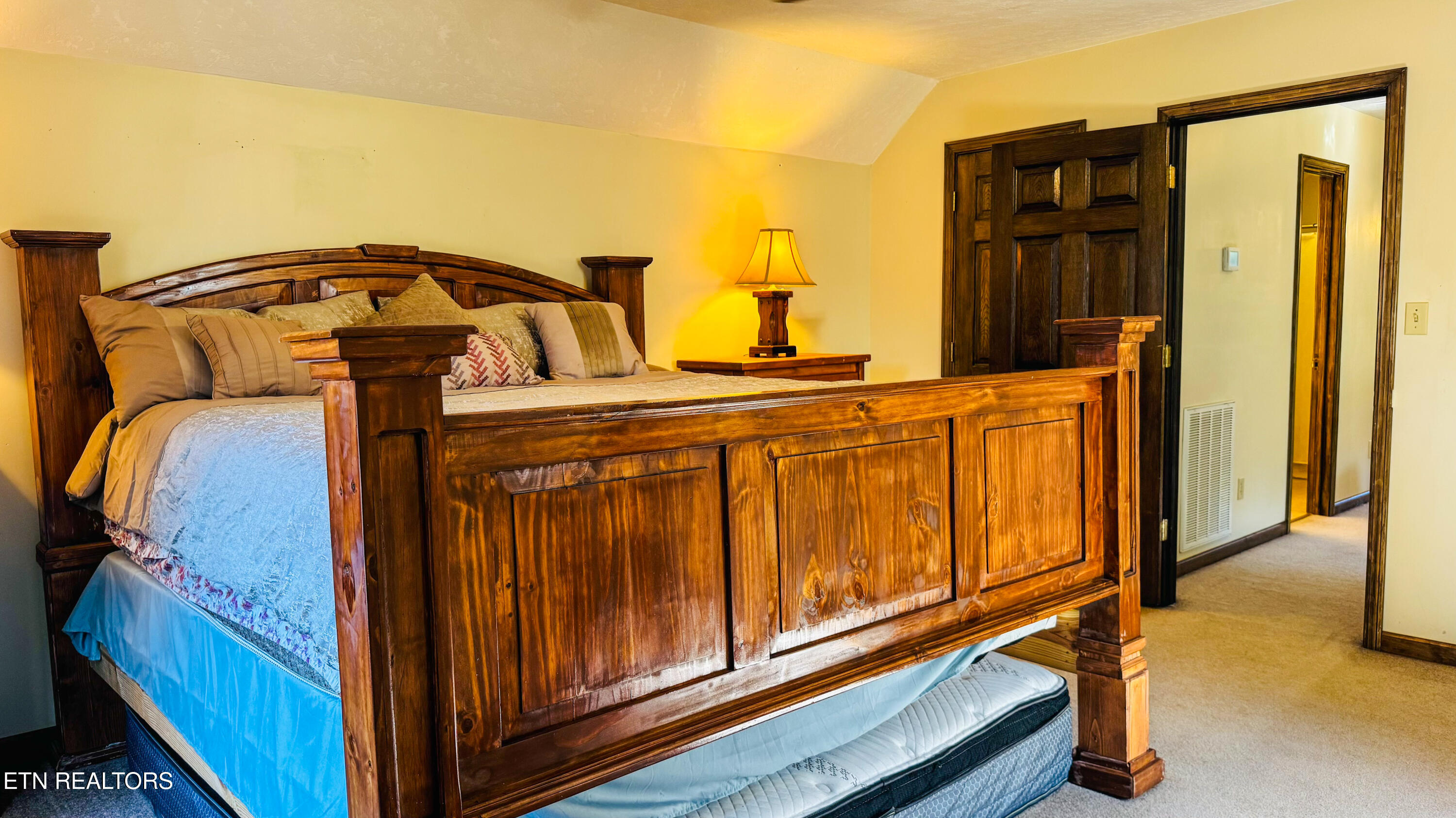 212 Granite Road Clinton TN 37716