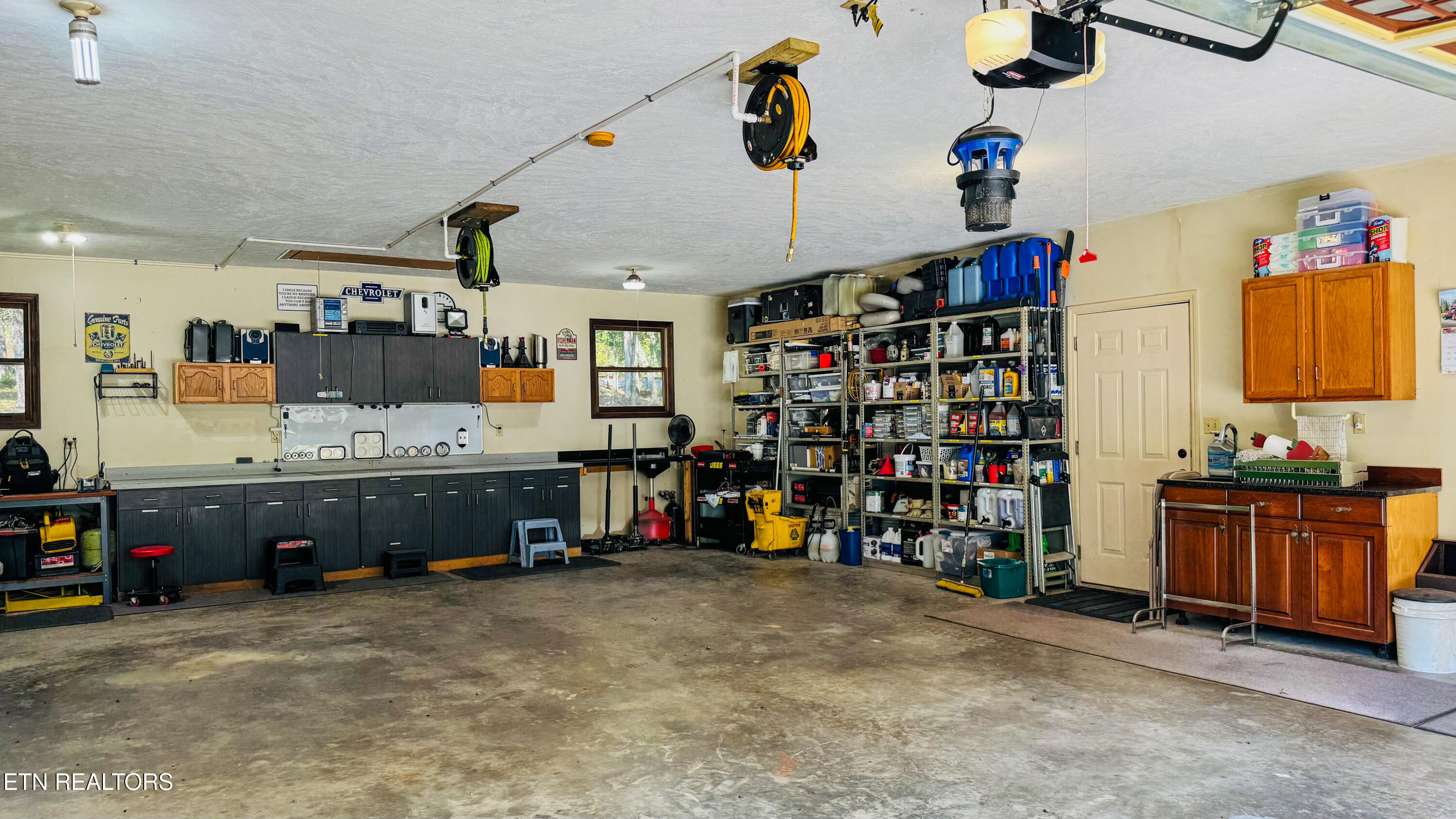 212 Granite Road Clinton TN 37716