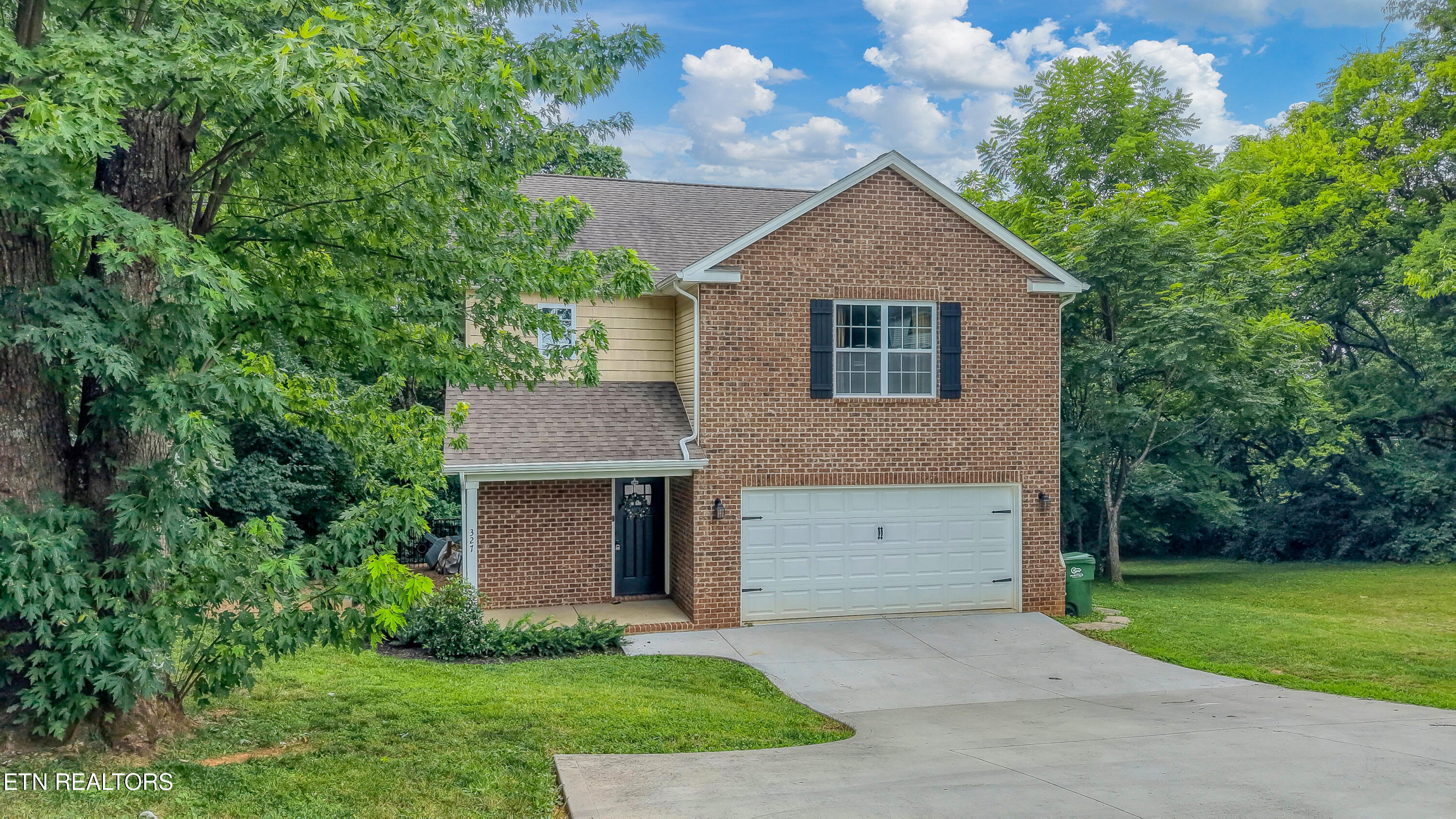 327 Brown School Road Maryville TN 37804