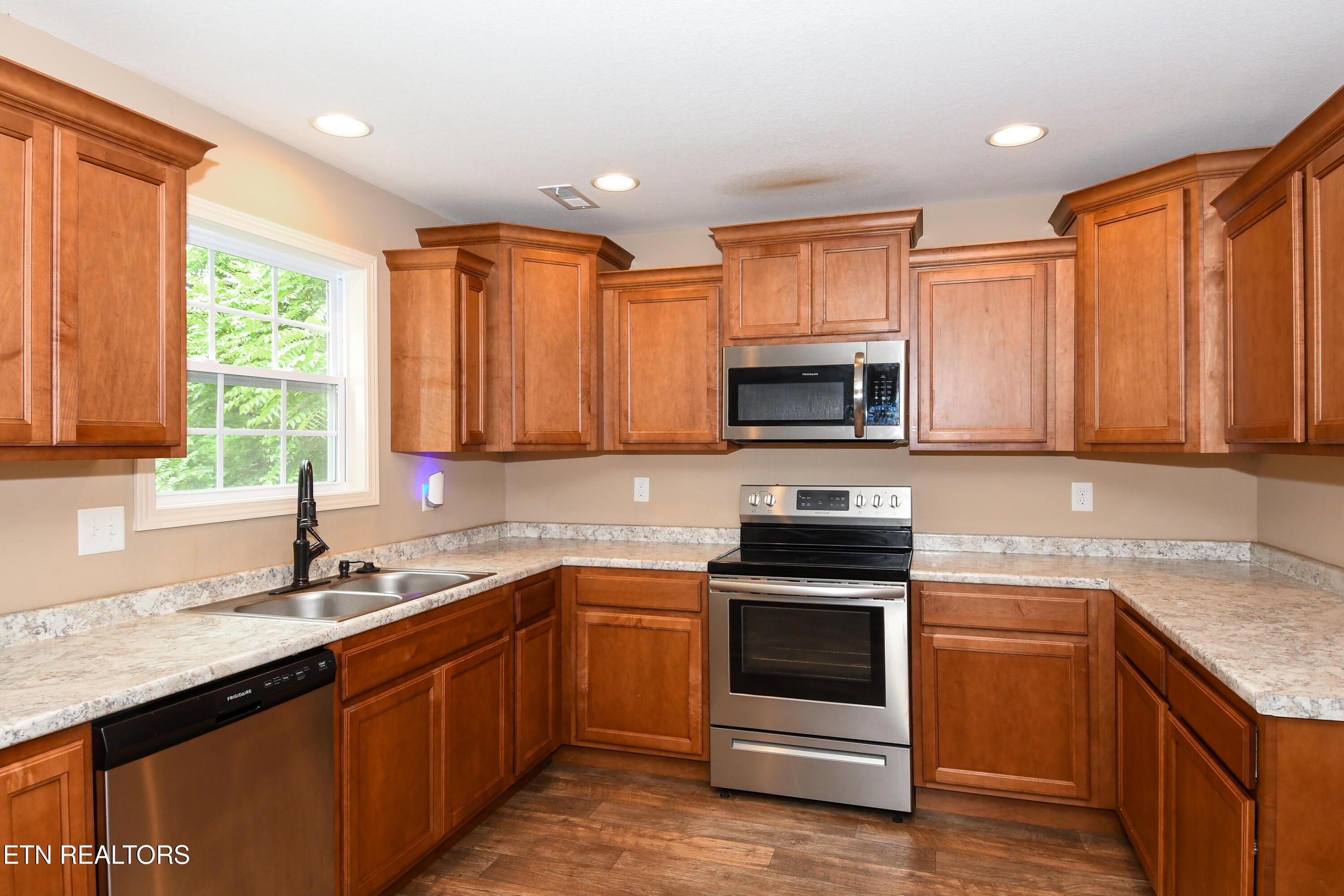 327 Brown School Road Maryville TN 37804