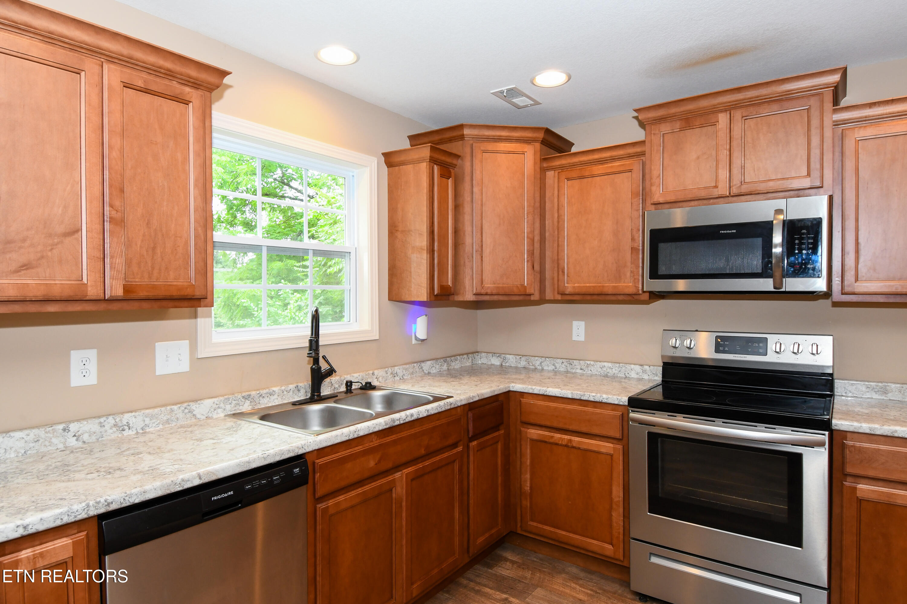 327 Brown School Road Maryville TN 37804