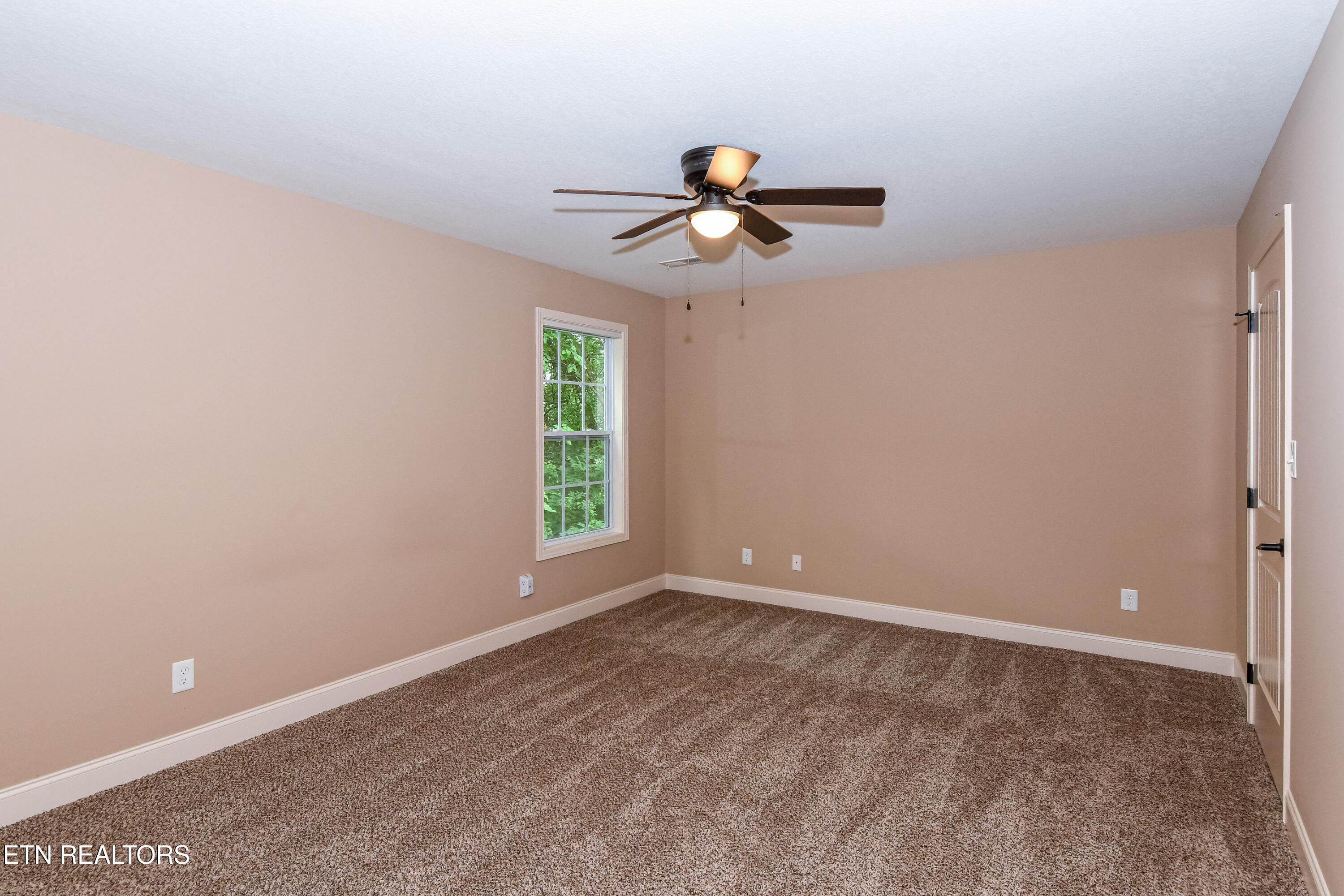 327 Brown School Road Maryville TN 37804