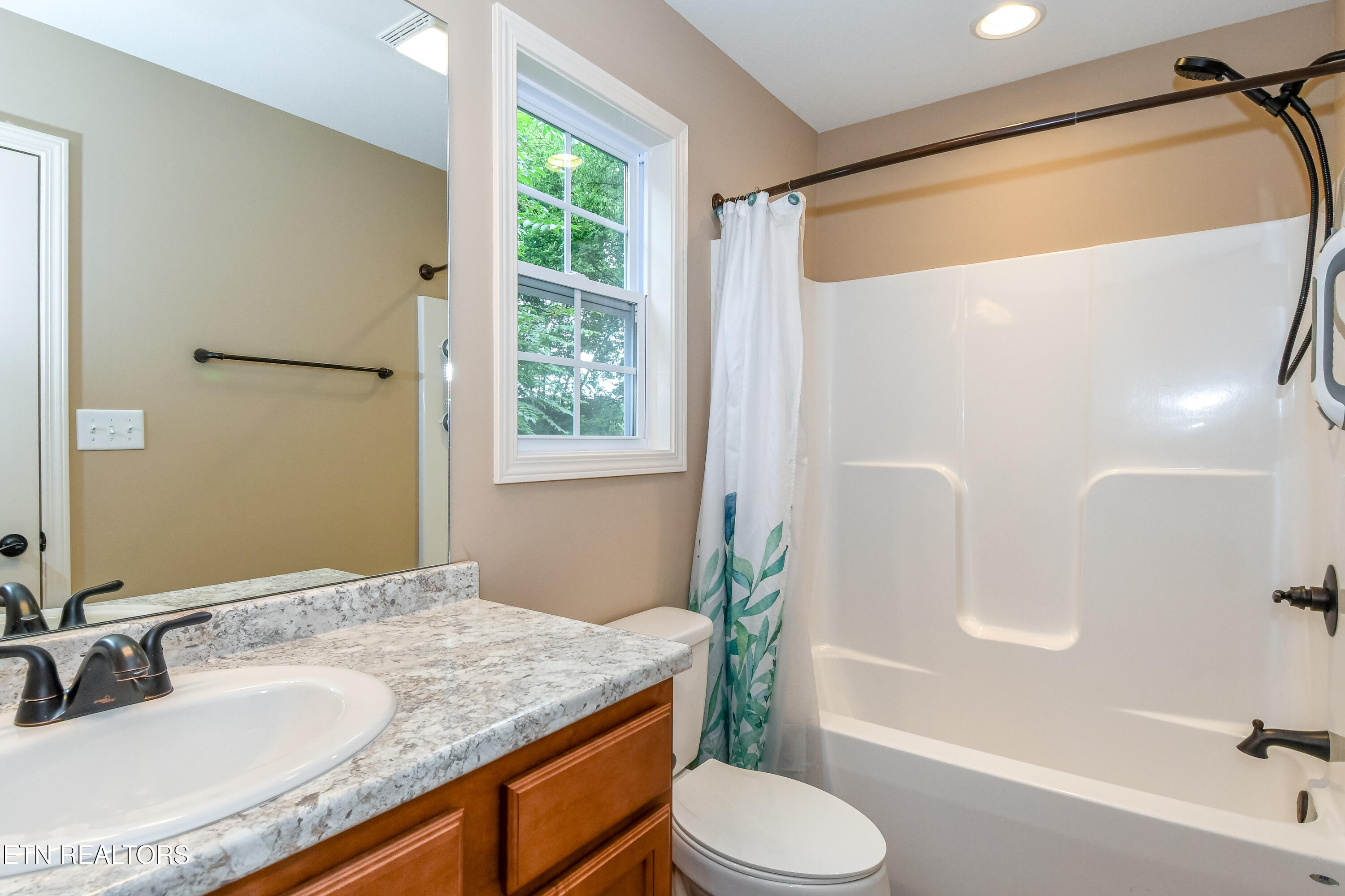 327 Brown School Road Maryville TN 37804