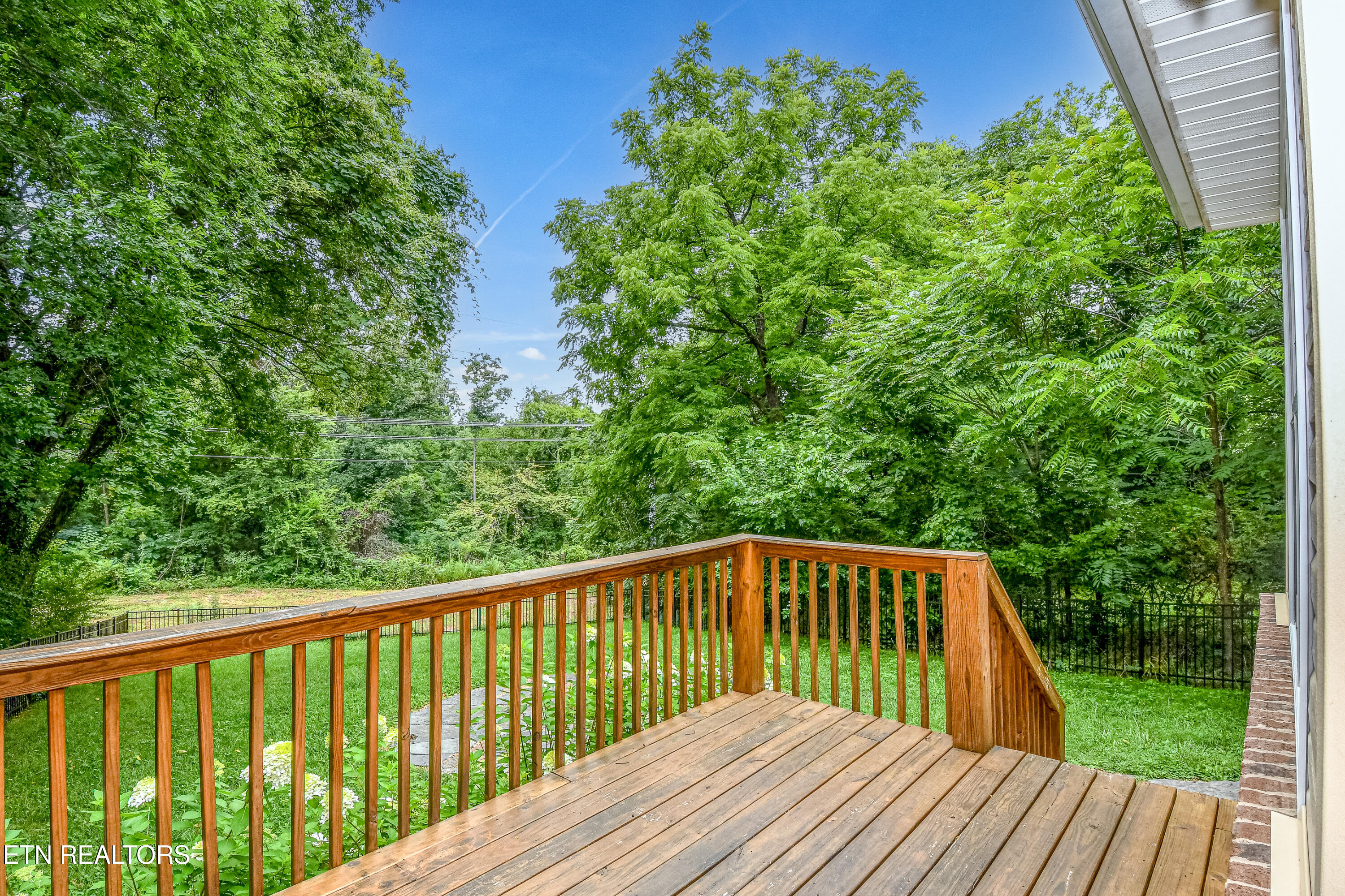 327 Brown School Road Maryville TN 37804