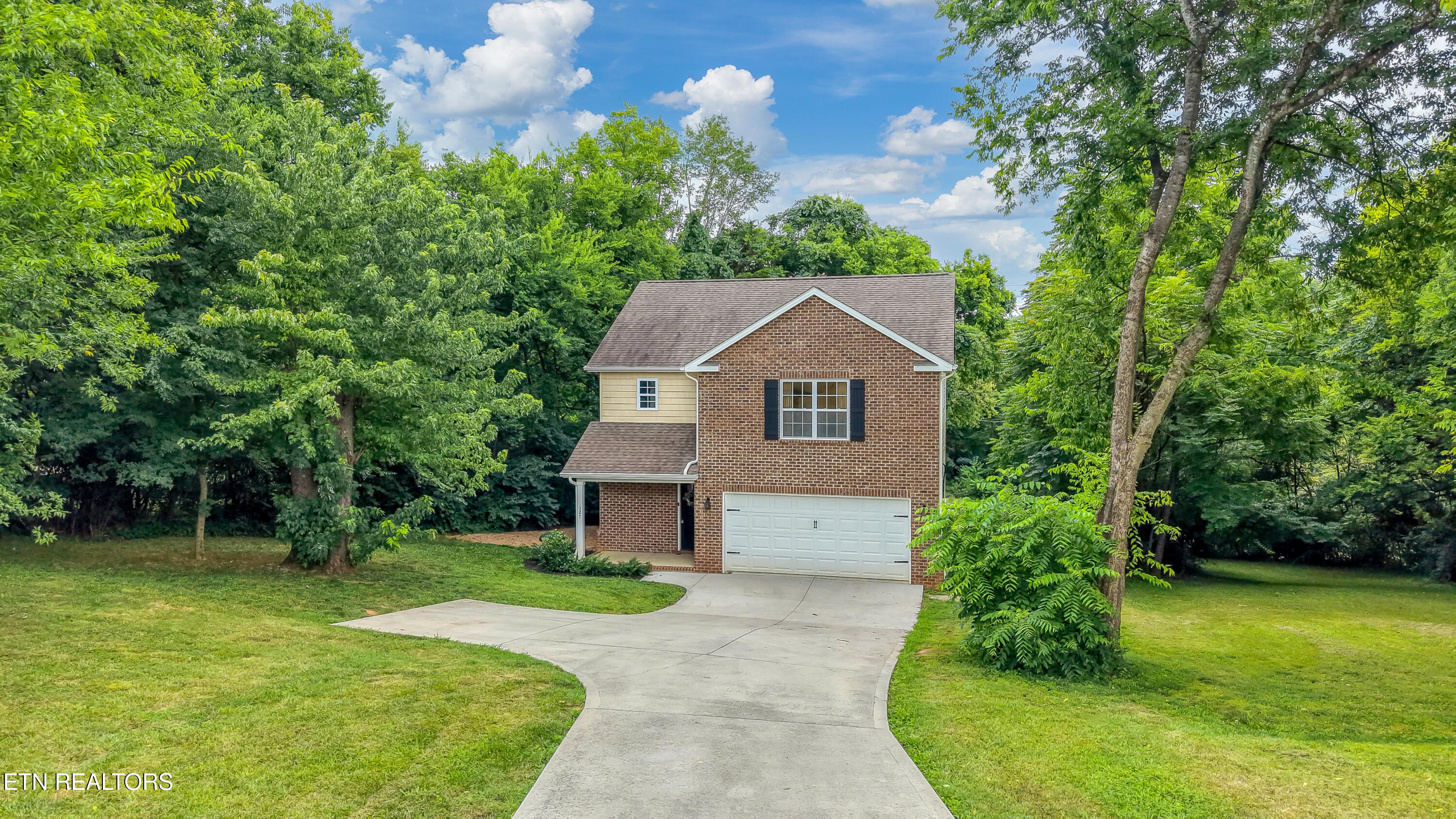 327 Brown School Road Maryville TN 37804